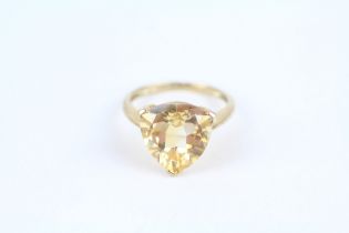 9ct gold trillion cut citrine dress ring