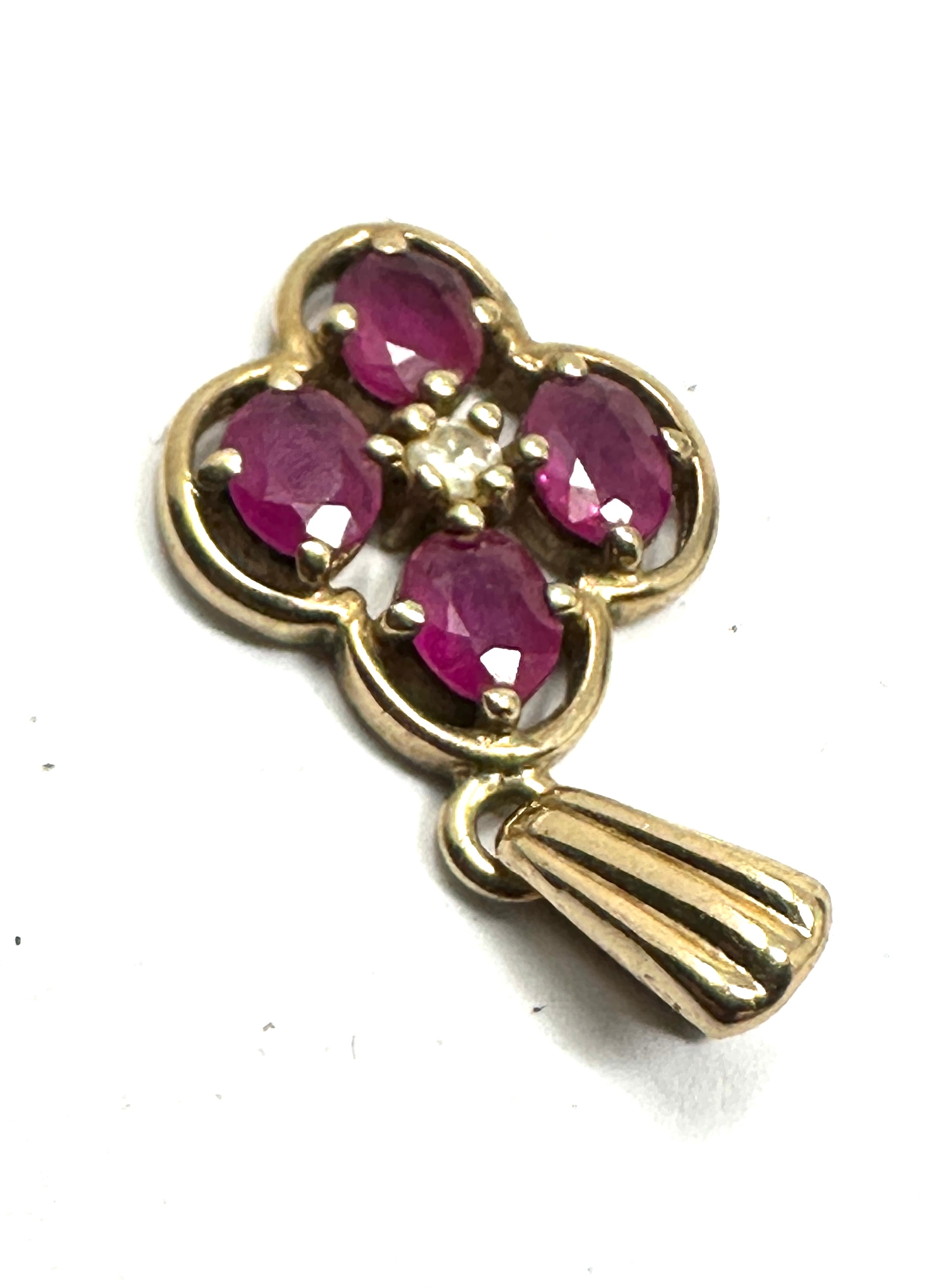 9ct gold ruby & diamond pendant - Image 3 of 4