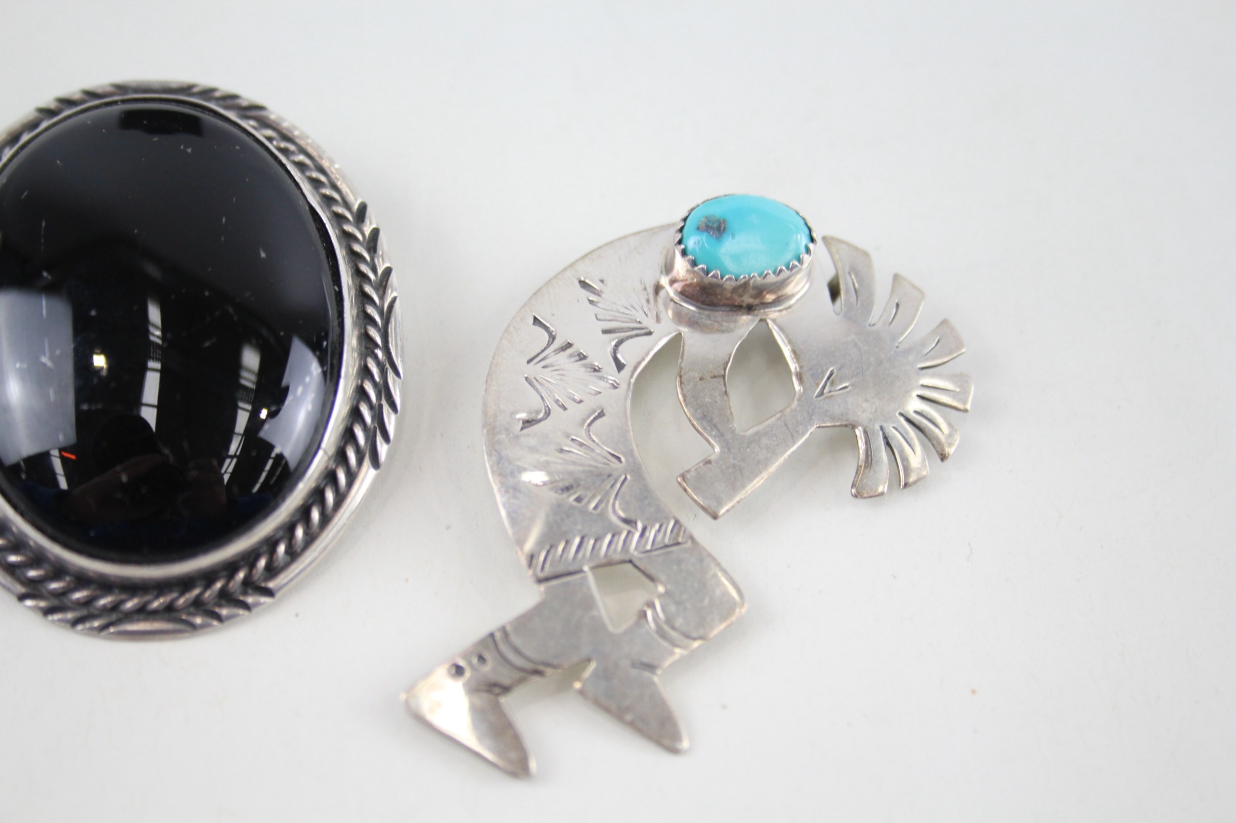 A collection of silver Native American jewellery including Sharon Cisco (46g) - Image 4 of 5