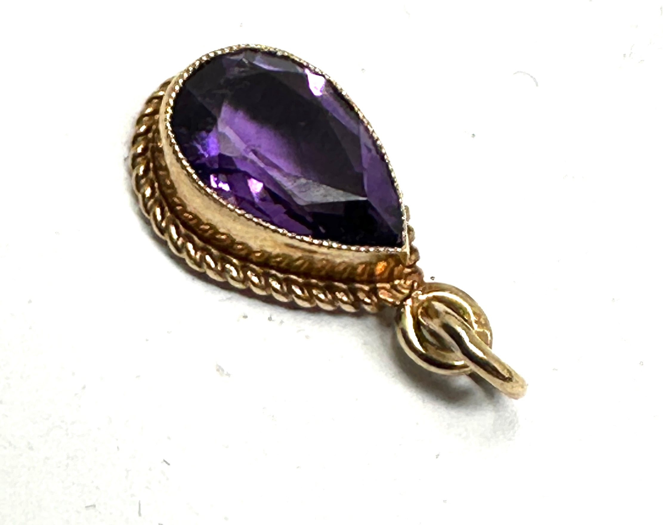 9ct gold amethyst pendant - Image 2 of 4