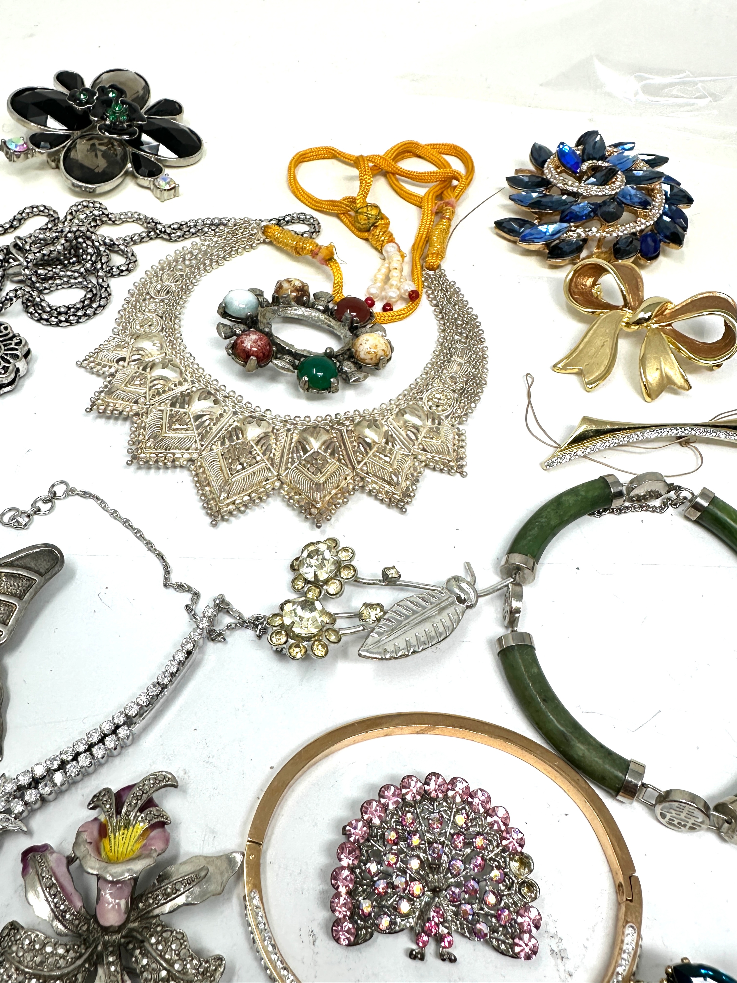 selection of vintage & later costume jewellery weight 550g - Image 5 of 6