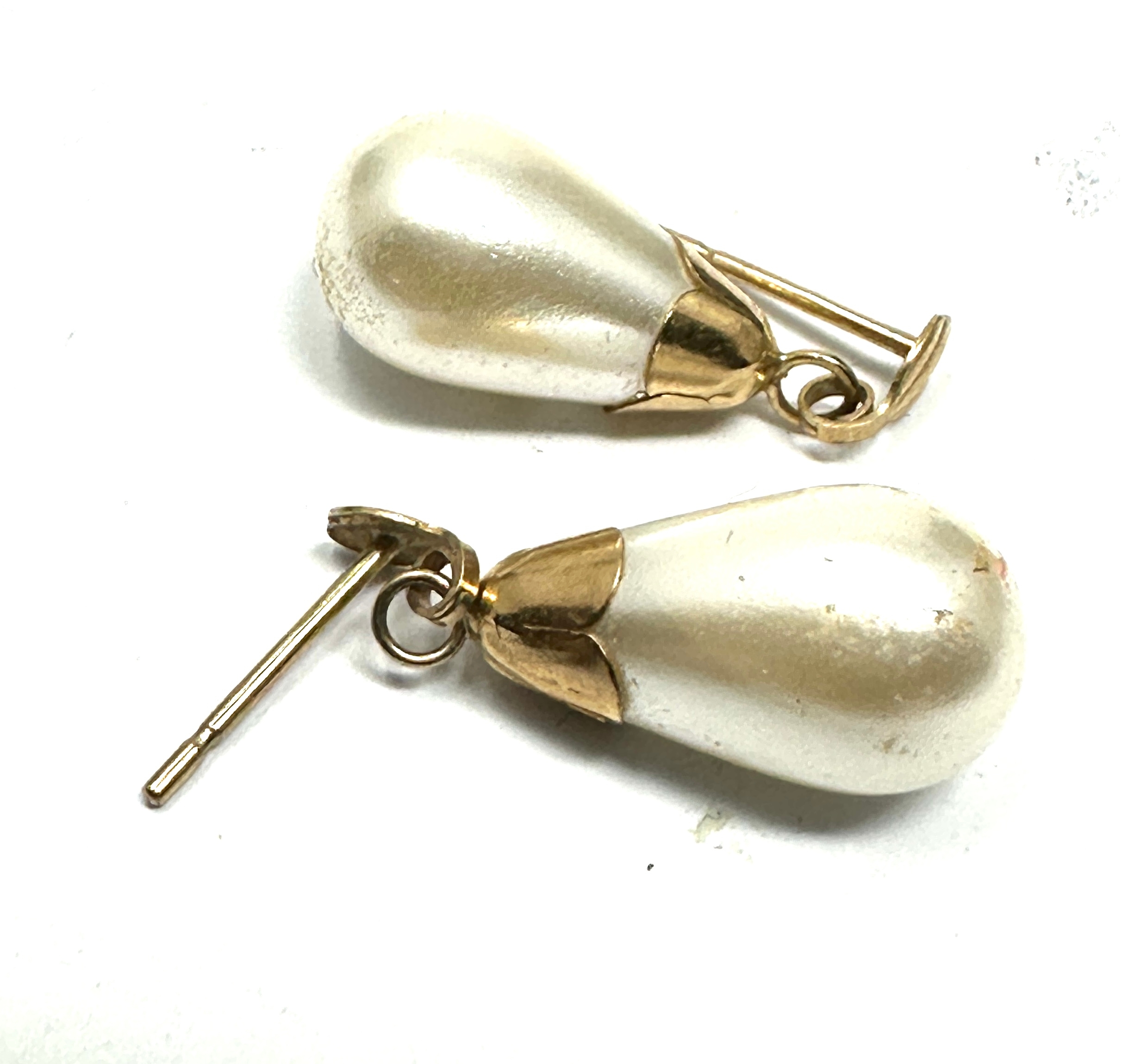 9ct gold cultured pearl drop earrings weight 1.4g - Image 2 of 3
