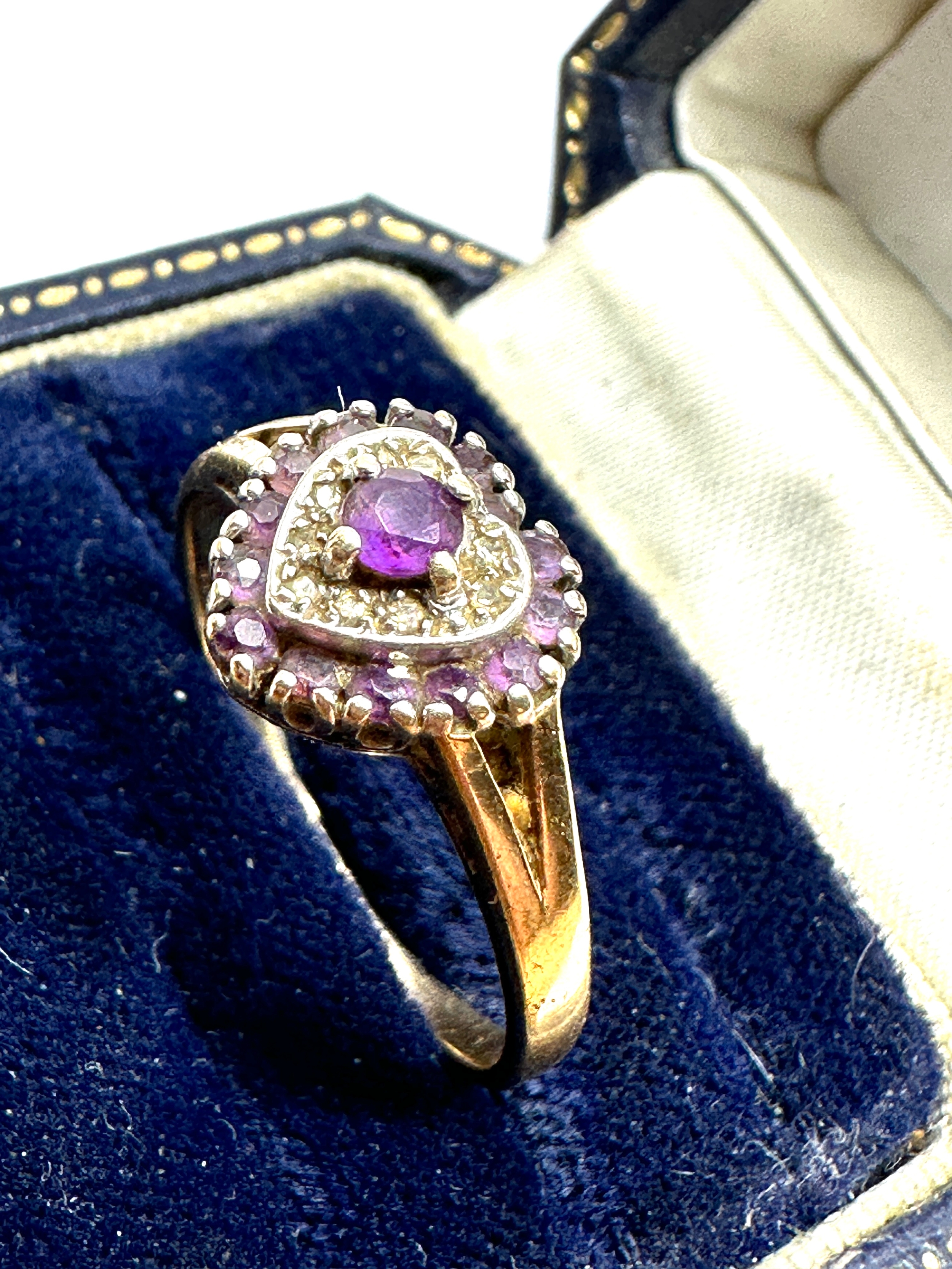 9ct gold diamond & amethyst heart ring weight 3g - Image 3 of 4