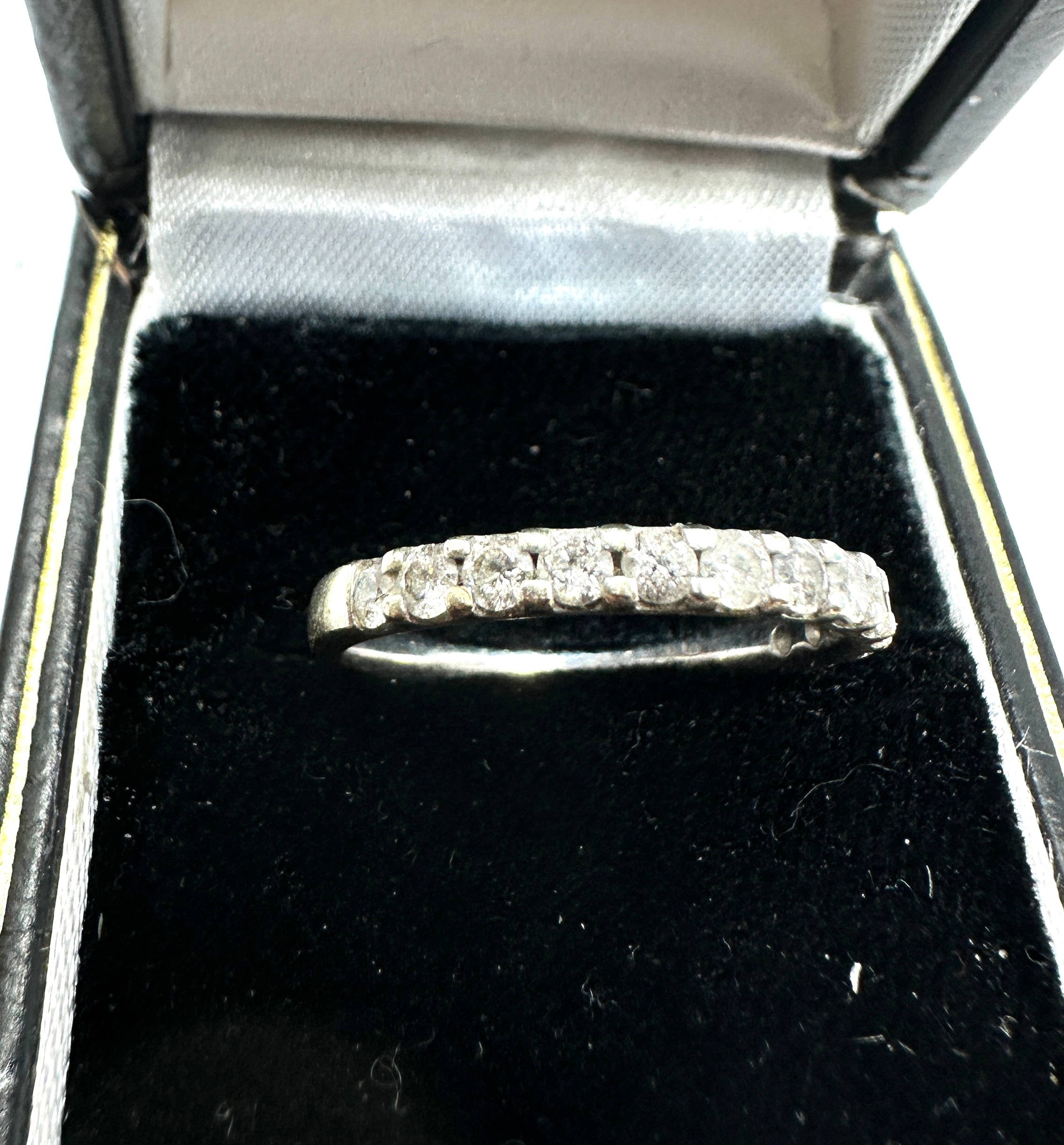 9ct white gold diamond half eternity ring weight 1.8g