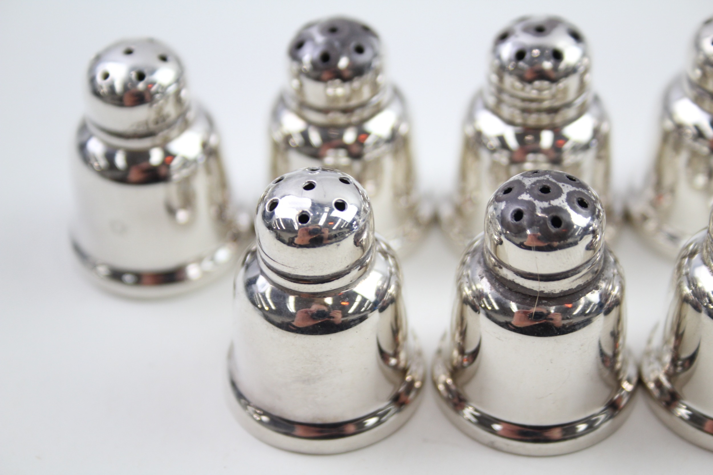 8 x .925 sterling small salt & pepper shakers / cellars - Image 3 of 5