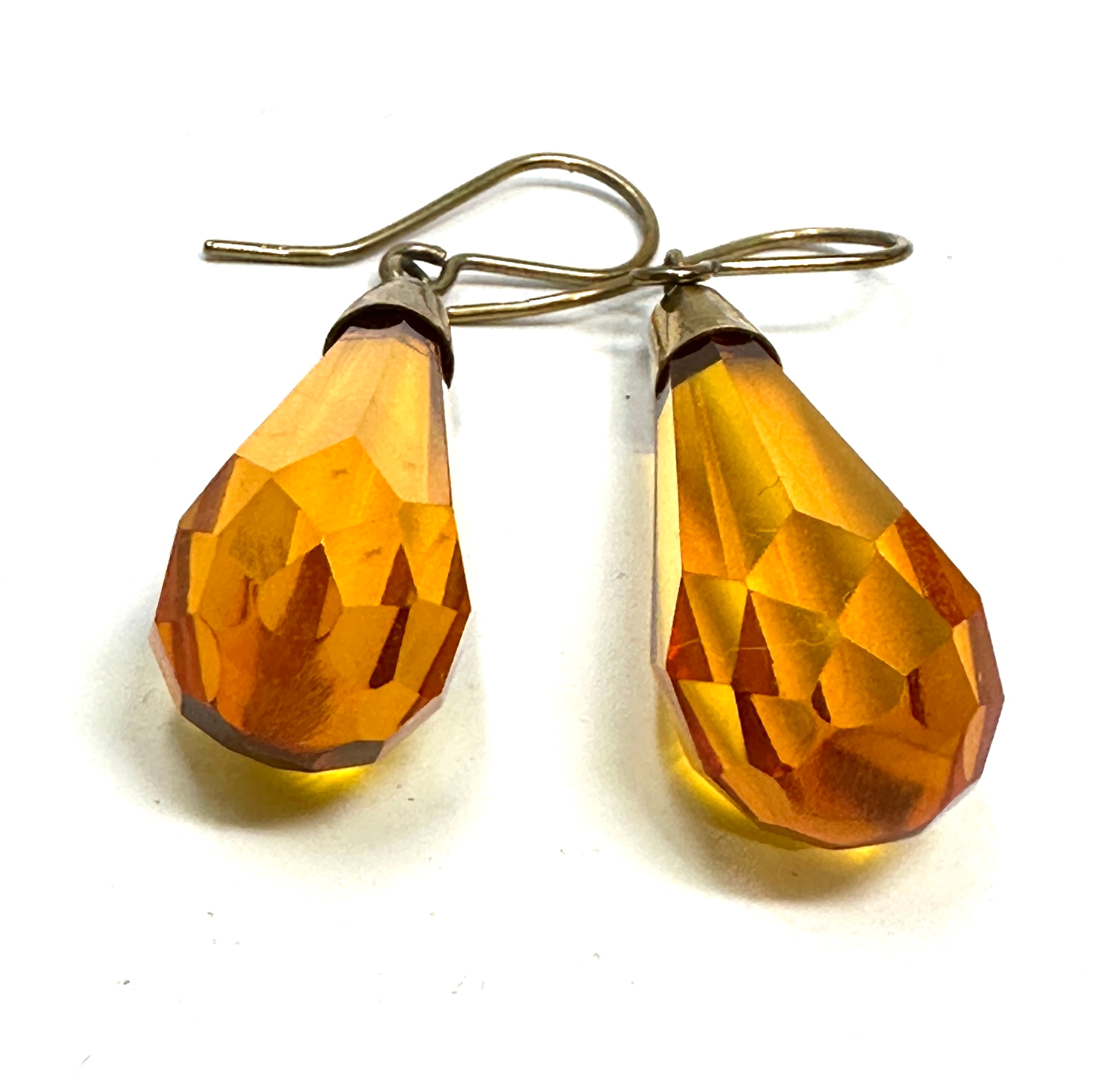 9ct Gold Citrine coloured Teardrop earrings measure approx 3.5cm drop weight. - Image 2 of 3