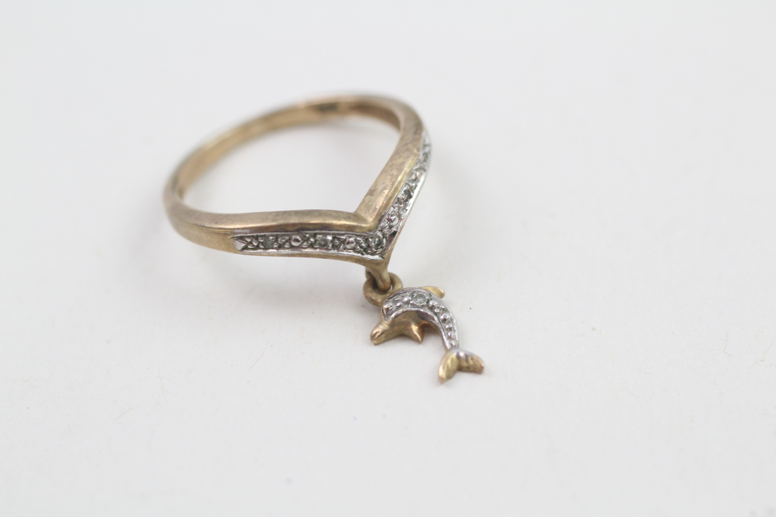 9ct gold dolphin diamond wishbone ring (1.6g)