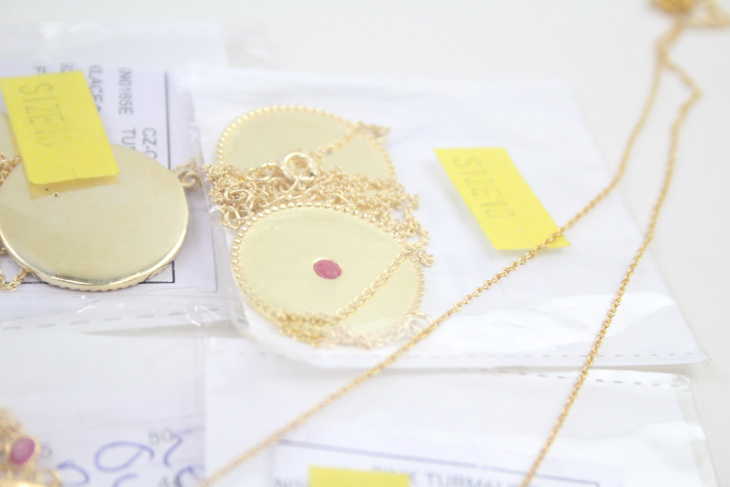 A collection of gold tone silver zodiac necklaces (100g) - Image 7 of 11