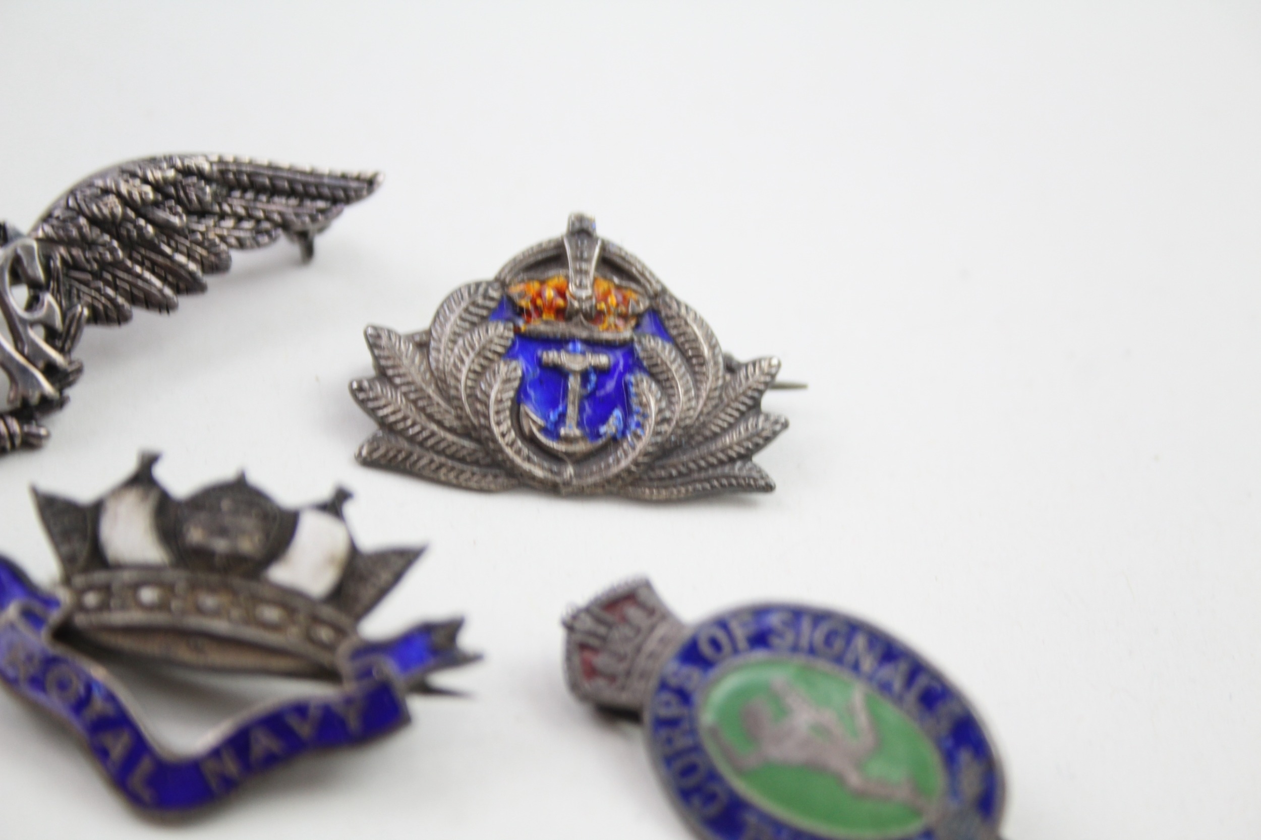 Sterling Silver Military Sweetheart Badges x 6 inc Royal Navy R.A.F 29g - Image 5 of 6