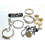 Selection of costume jewellery weight 200g