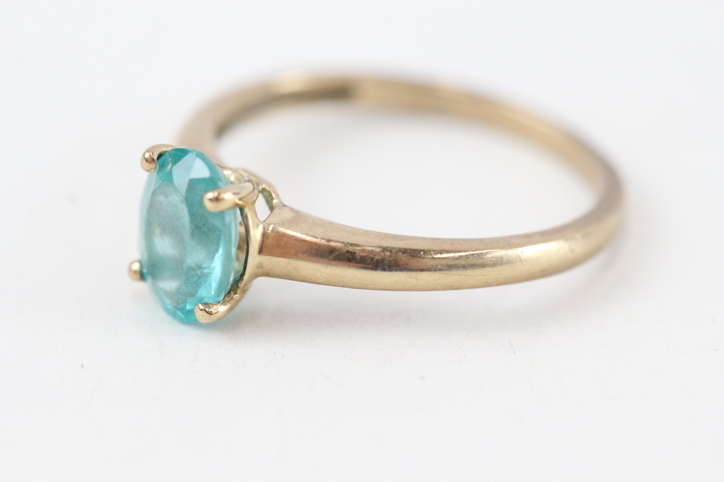 9ct gold blue gemstone ring (1.8g) - Image 3 of 4