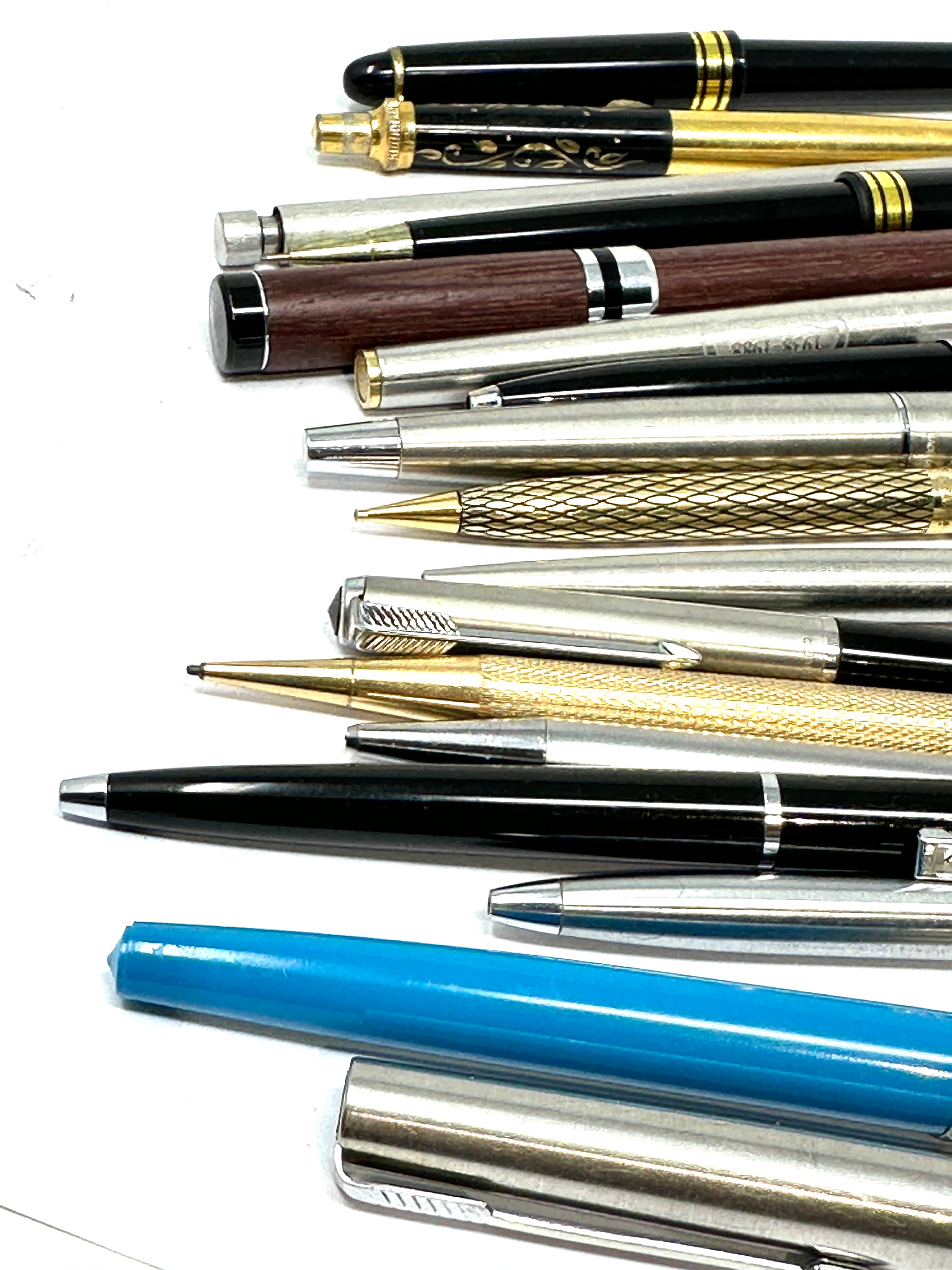 large selection of vintage & later ballpoint pens etc - Image 2 of 3