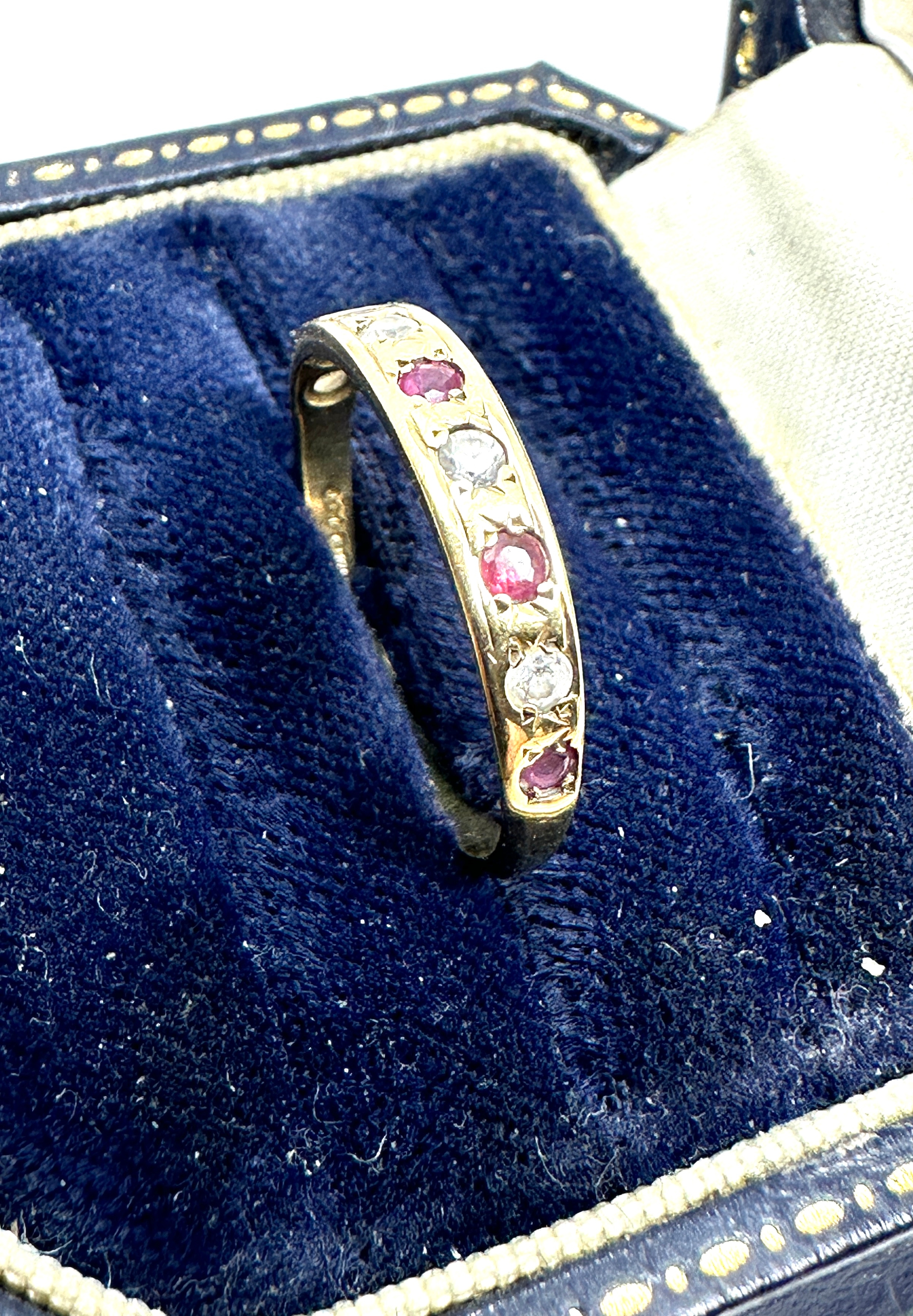 9ct gold ruby & white gemstone ring weight 1.5g - Image 3 of 4