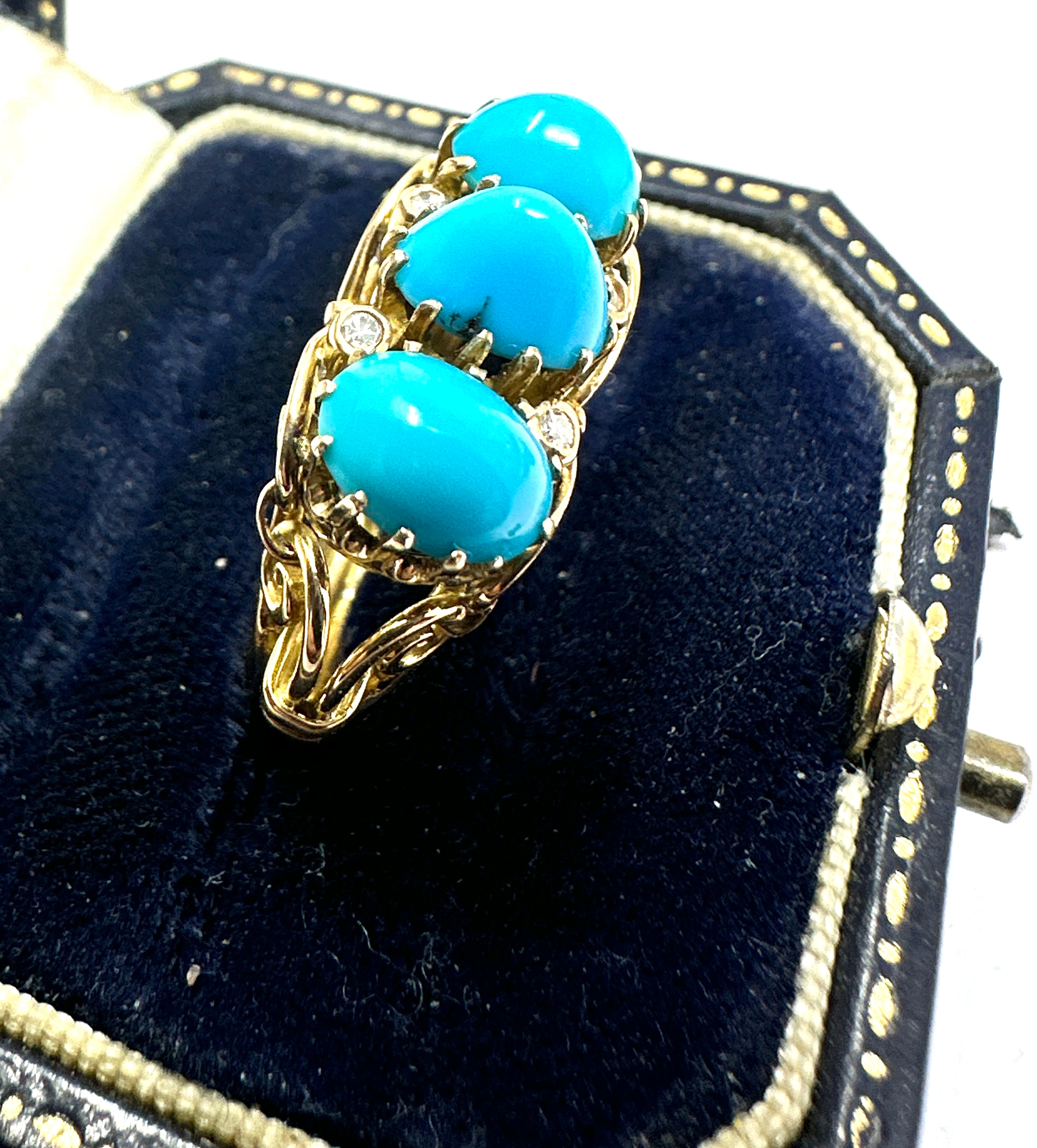 18ct turquoise & diamond ring weight 6.6g xrt tested as 18ct gold - Image 2 of 5