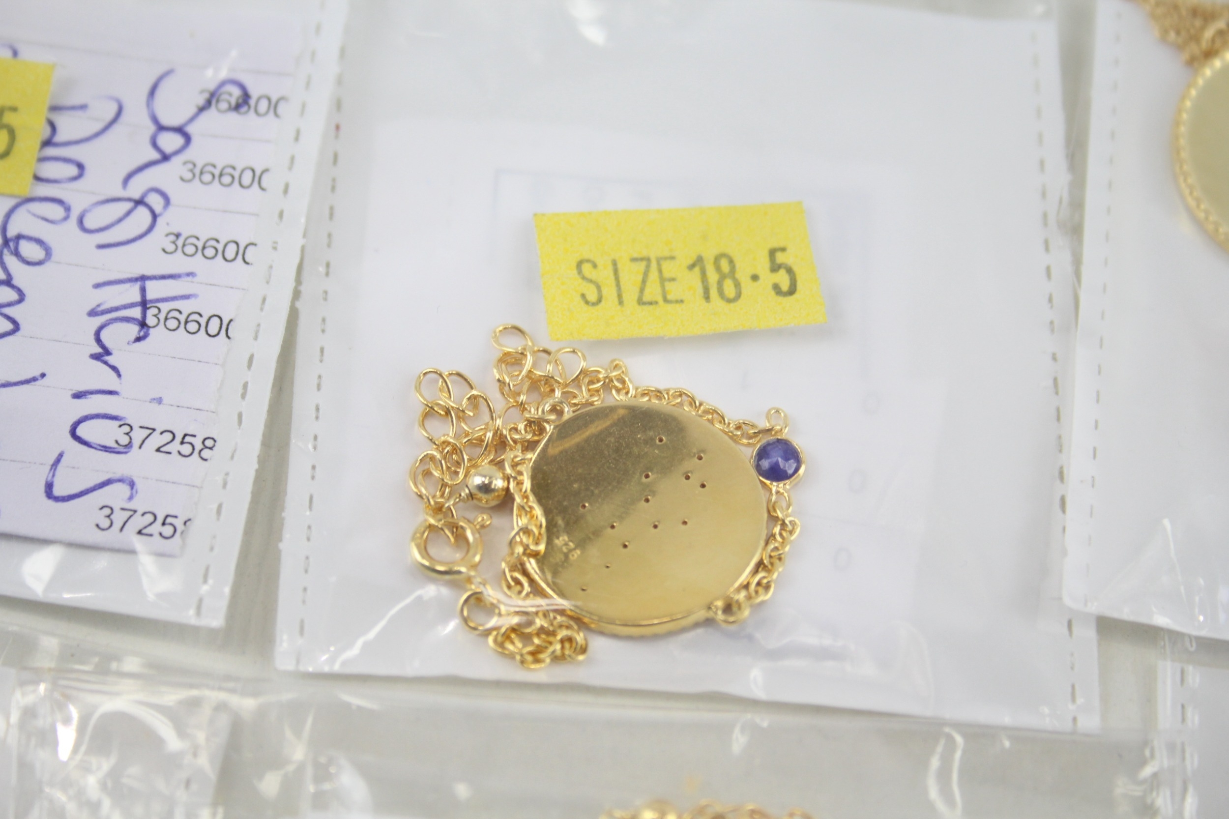 A collection of gold tone silver zodiac necklaces (94g) - Image 6 of 8