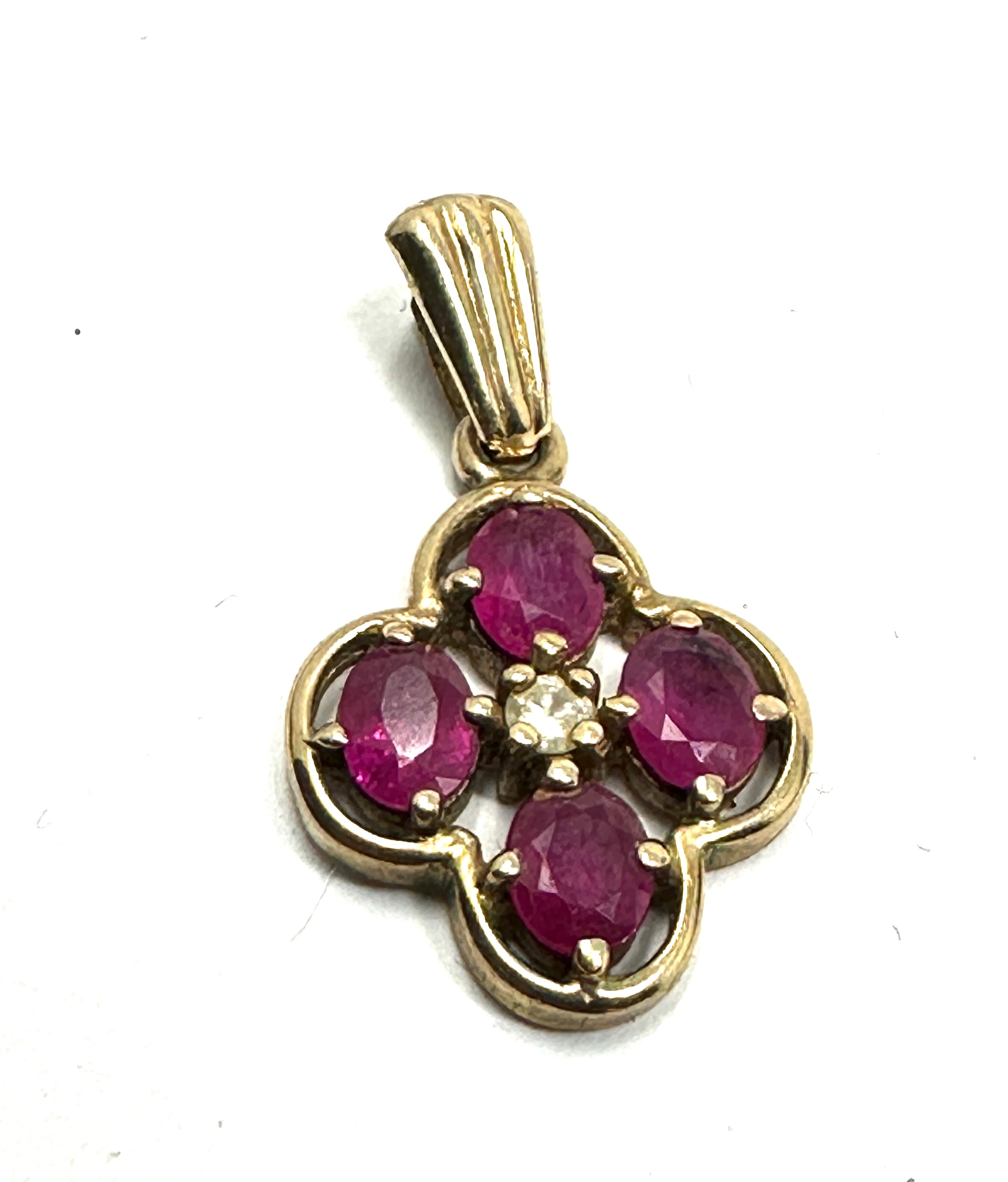 9ct gold ruby & diamond pendant