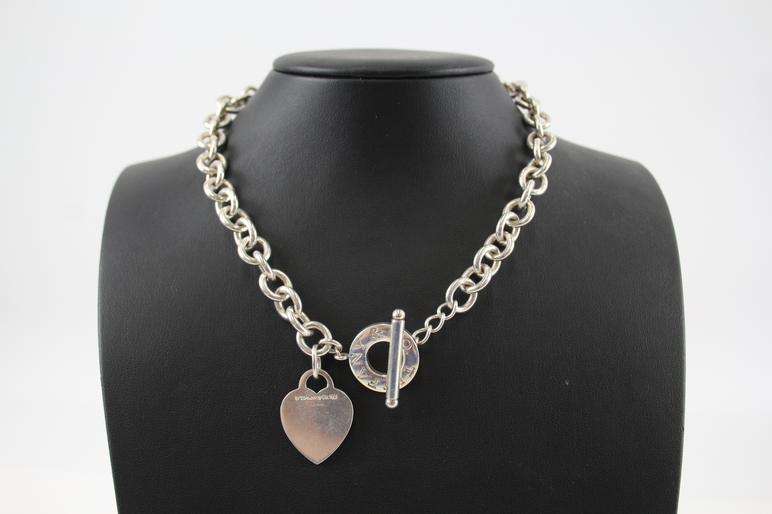 Silver belcher link necklace with heart tag by designer Tiffany & Co (76g)