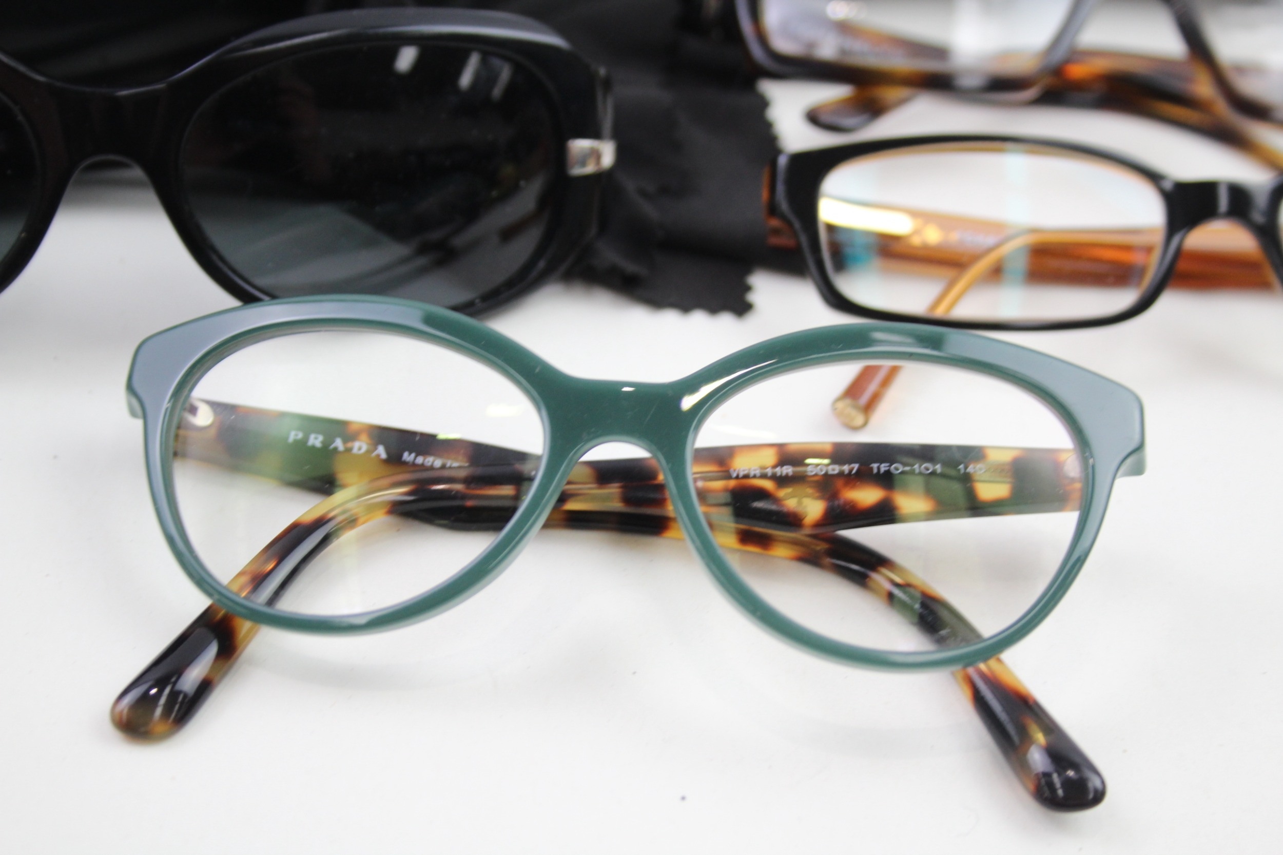 Sunglasses Designer Glasses Inc Chanel, Prada x 4 - Image 3 of 6