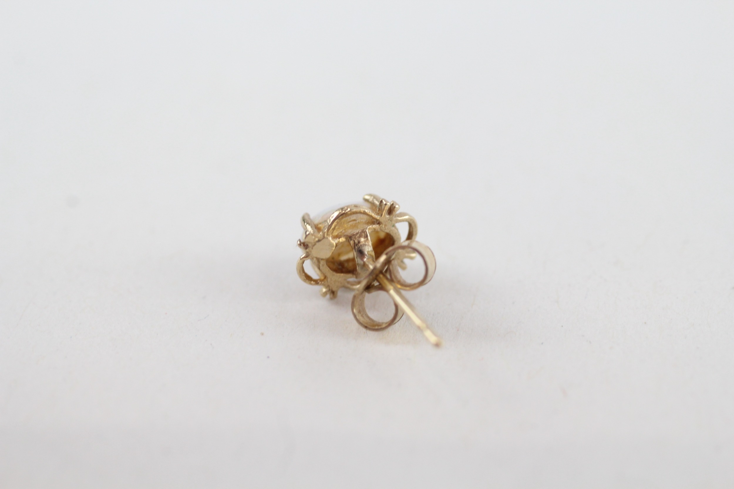 9ct gold white gemstone stud earrings (0.8g) - Image 4 of 4