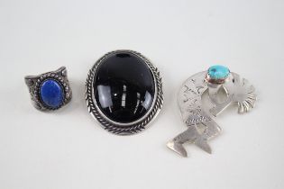 A collection of silver Native American jewellery including Sharon Cisco (46g)