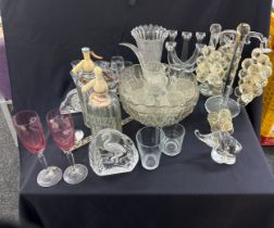 Selection of glassware to include a punchbowl, set of babycham glasses, soda syphons, glasses etc