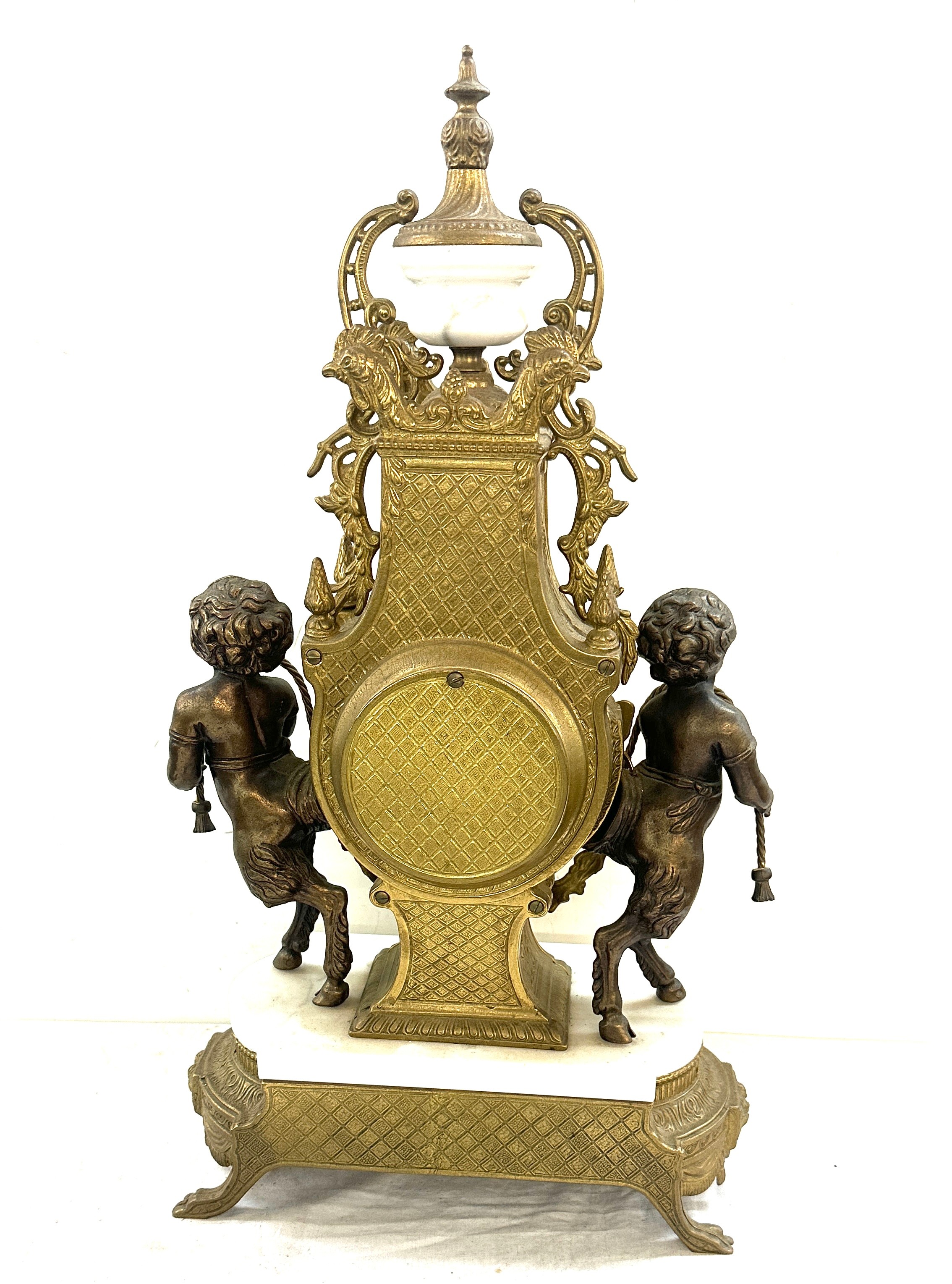 French brass and marble mantel clock with key, depicting cherubs, Height 25 inches, Width 13 inches - Image 4 of 4