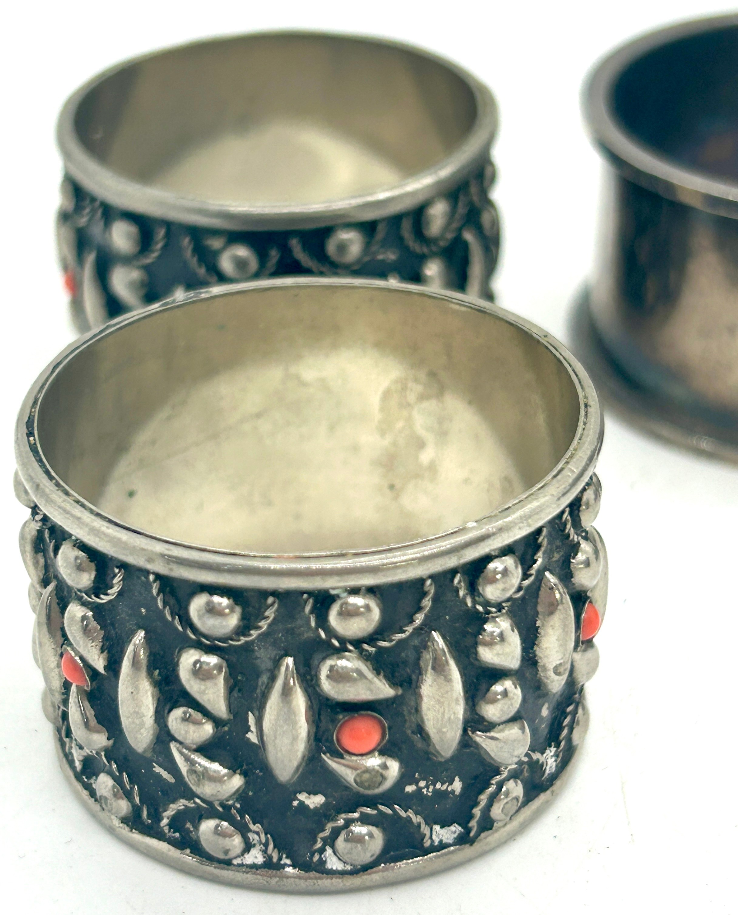 Selection of 6 napkin rings to include 3 silver filigree, 1 silver, 2 silver plated - Bild 3 aus 3