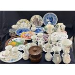 Large selection of Wedgwood to include several patterns, vases, plates, bowls etc