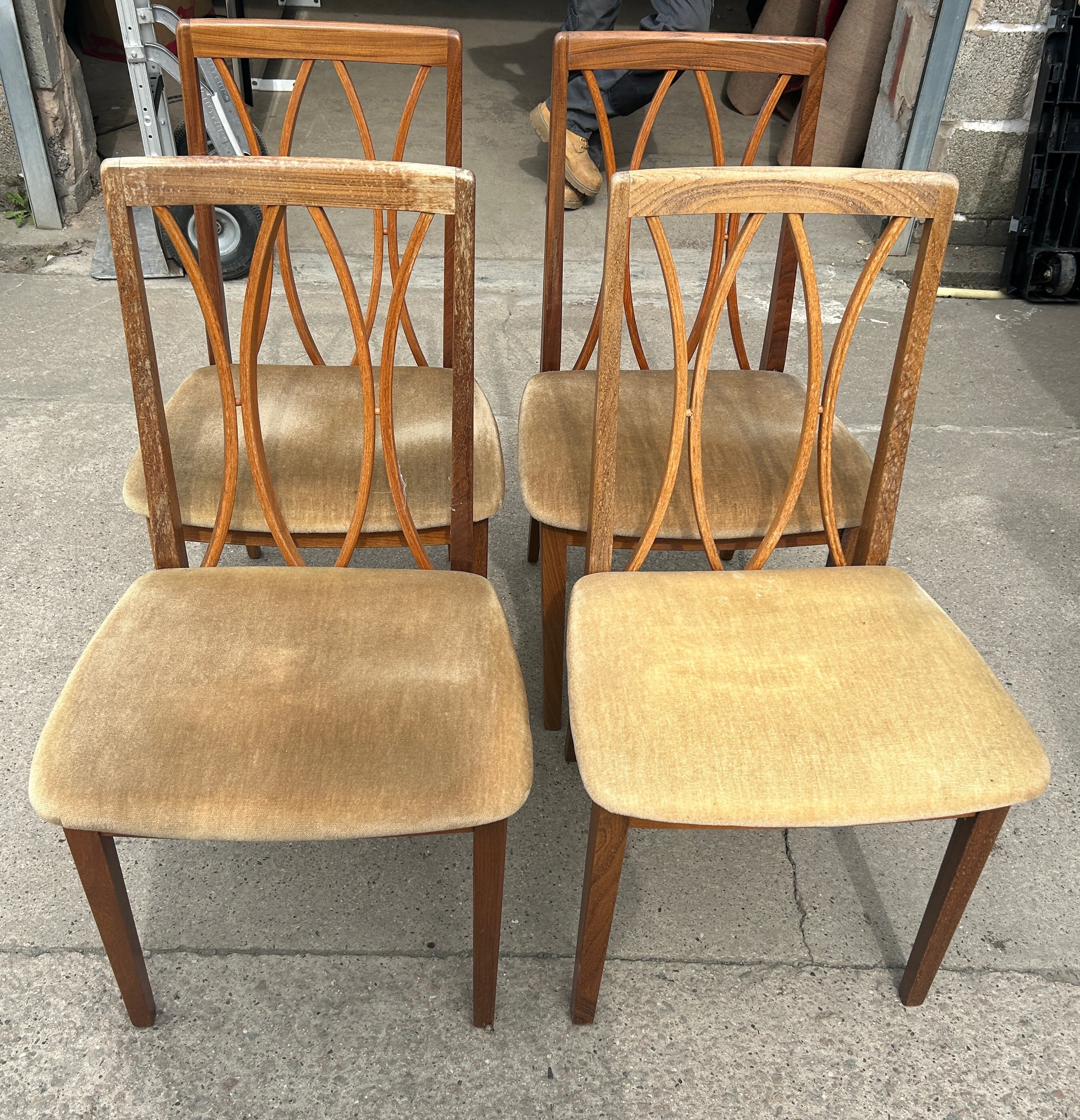 Set of four G plan chairs - Image 2 of 4