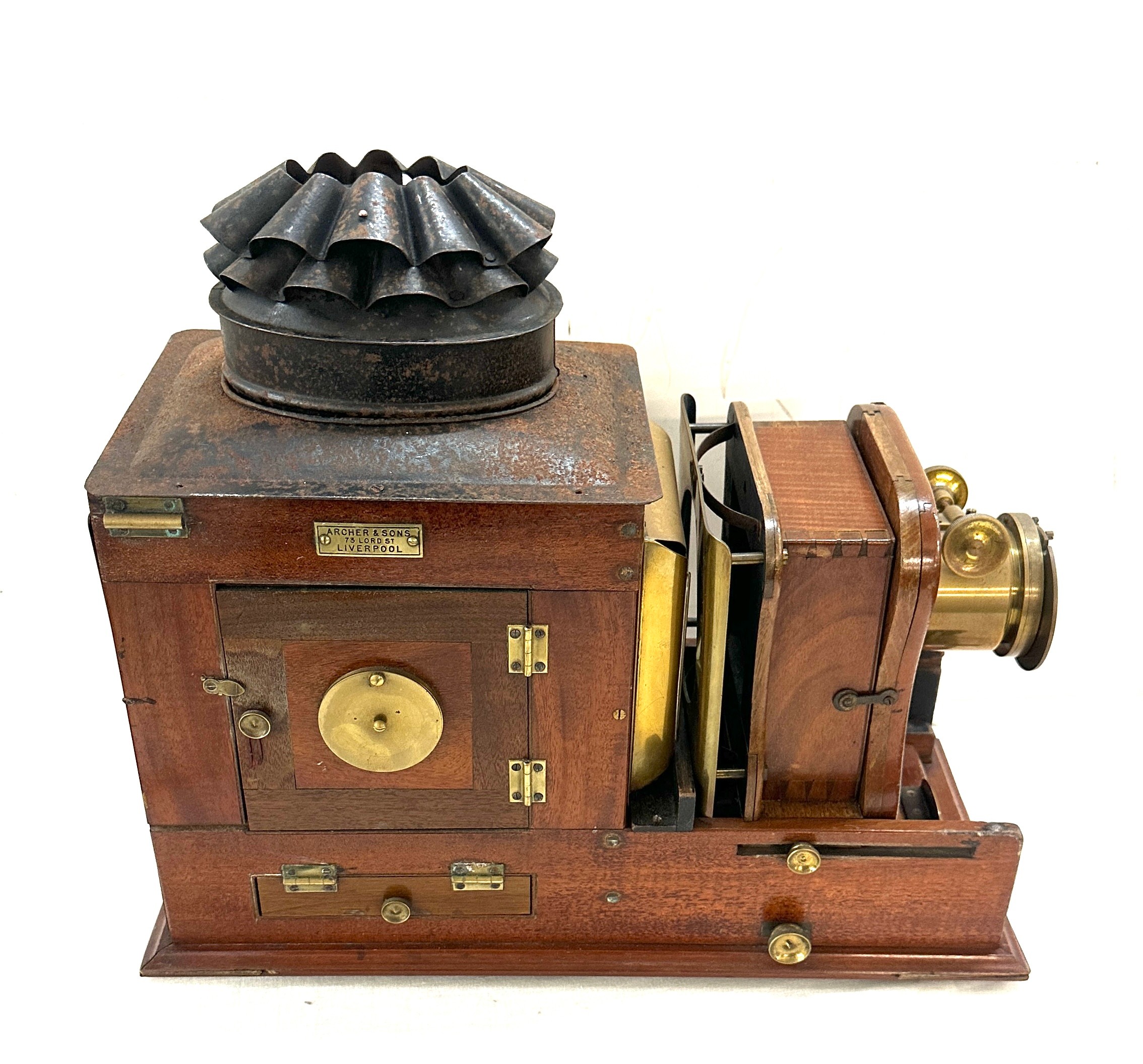 Antique mahogany magic lantern by Archer and sons Liverpool length 45cm, complete with lens - Image 6 of 8