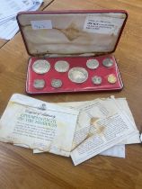 Boxed Commonwealth of Bahamas coin set