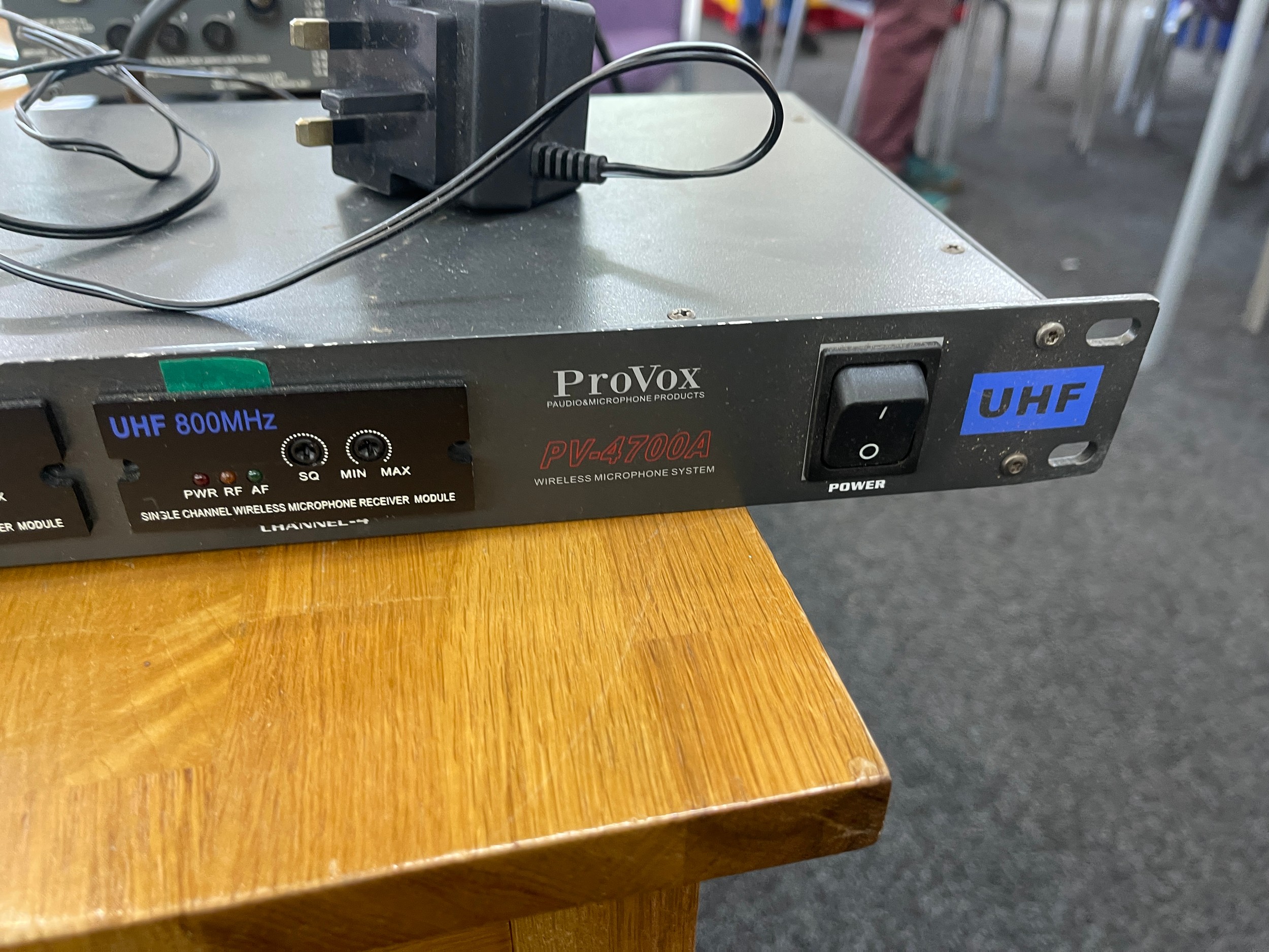 Provox uhf wireless pv-4700a, untested - Image 2 of 5