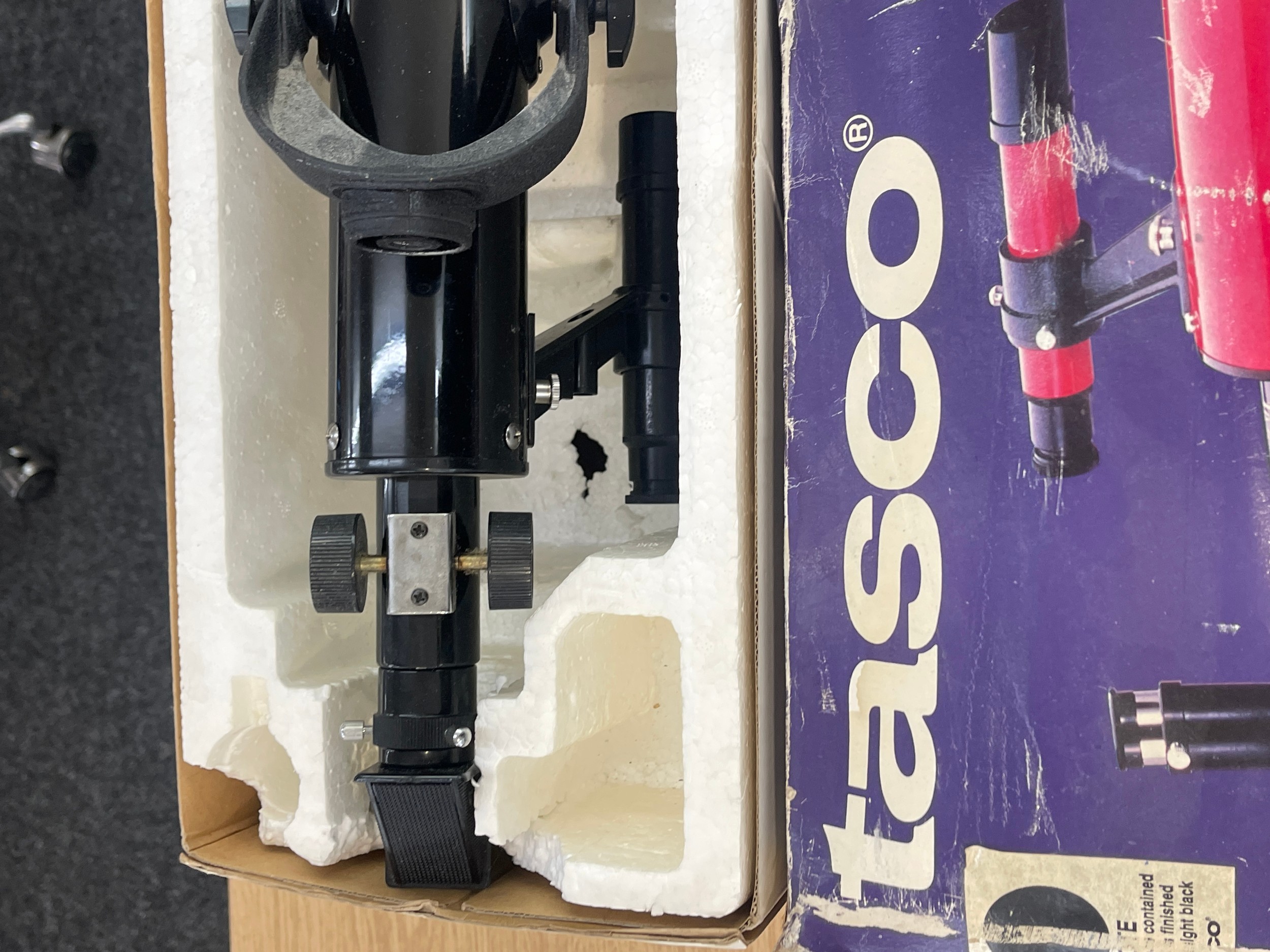 Boxed tasco 302048 telescope - Image 4 of 6