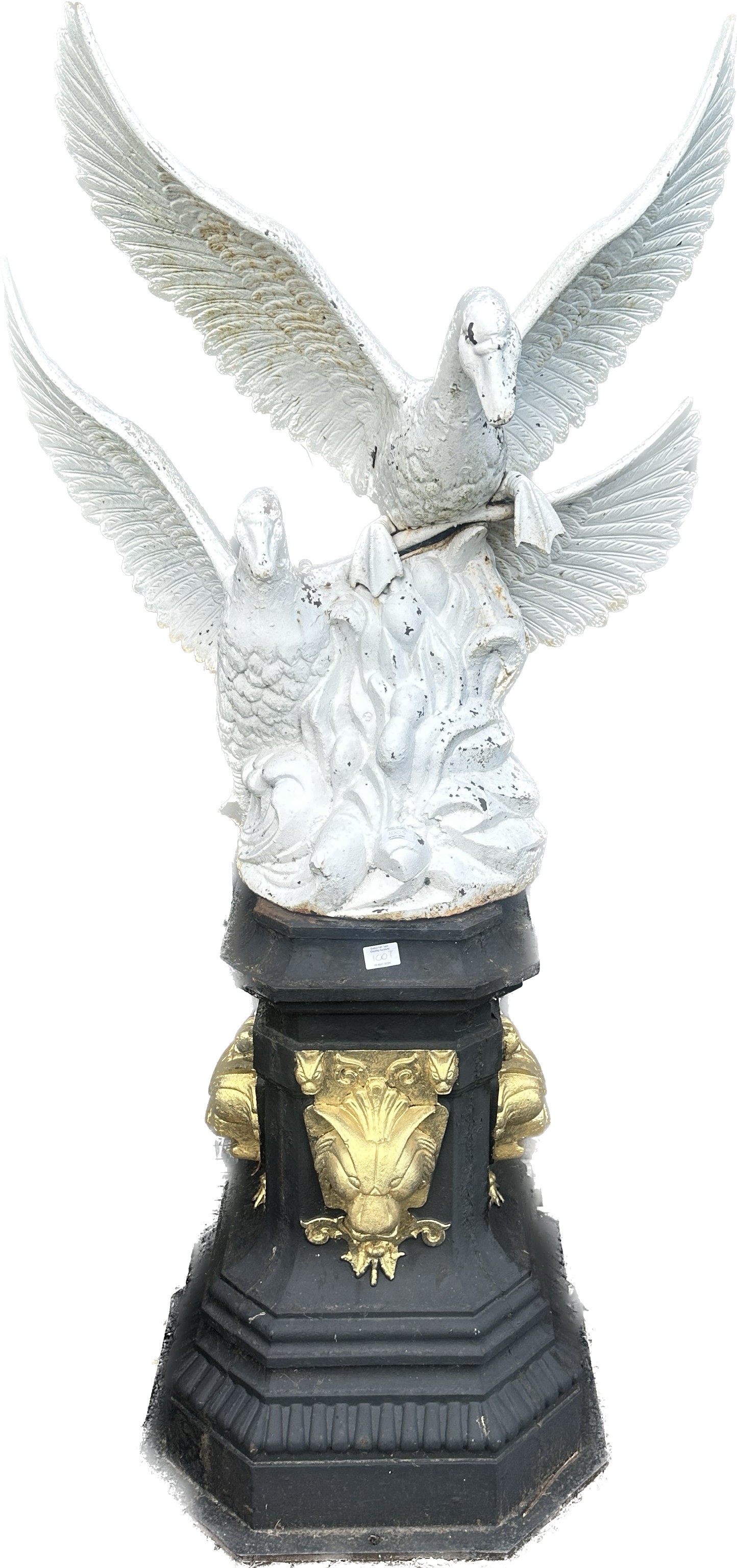 Metal double swan garden figure measures approximately 64.5 inches tall - Image 3 of 3