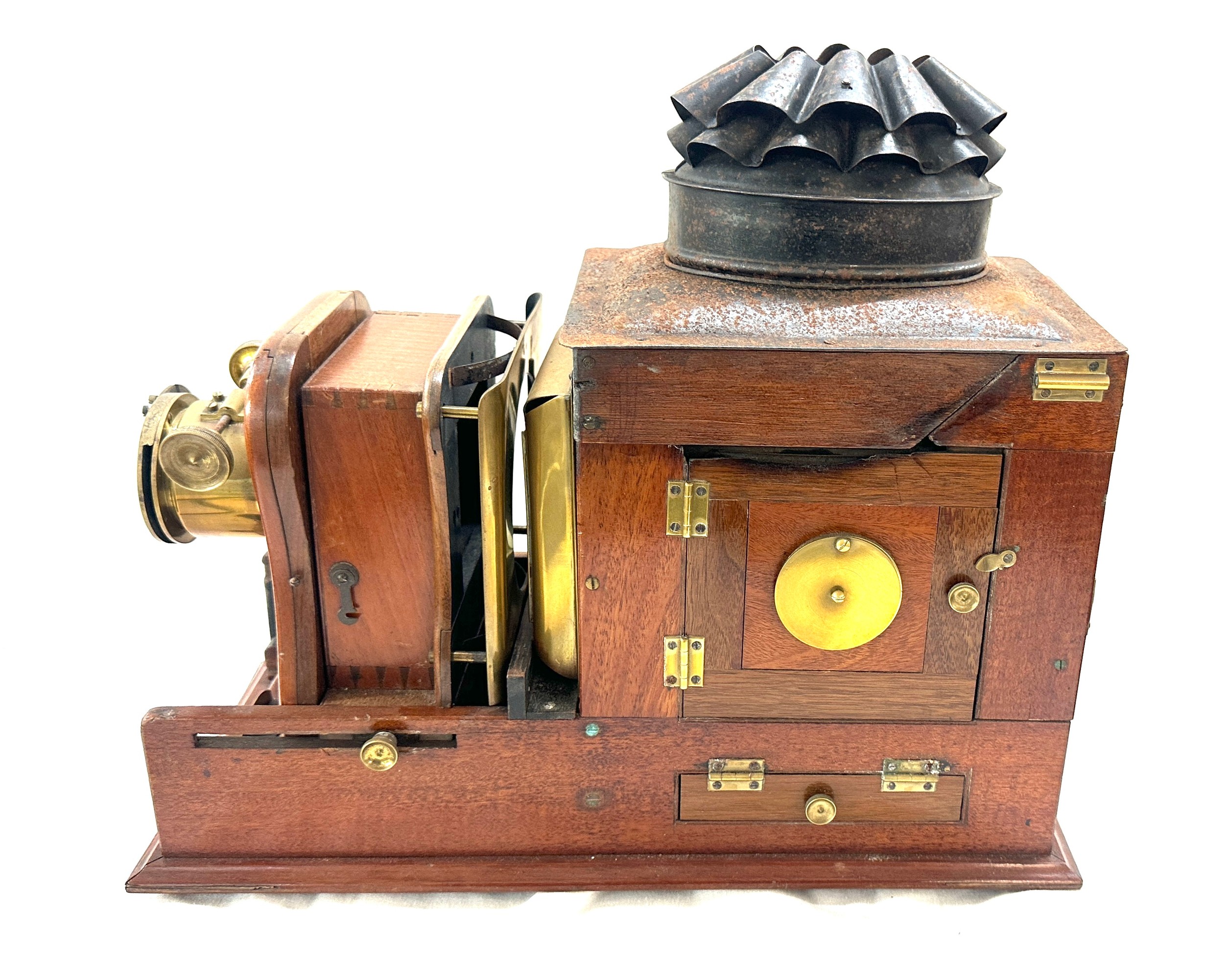 Antique mahogany magic lantern by Archer and sons Liverpool length 45cm, complete with lens - Image 5 of 8