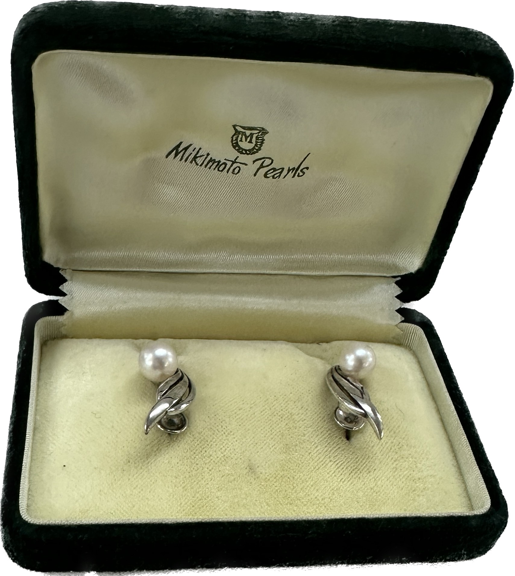 Vintage sterling silver Mikimoto pearl earrings in original box - Image 3 of 3