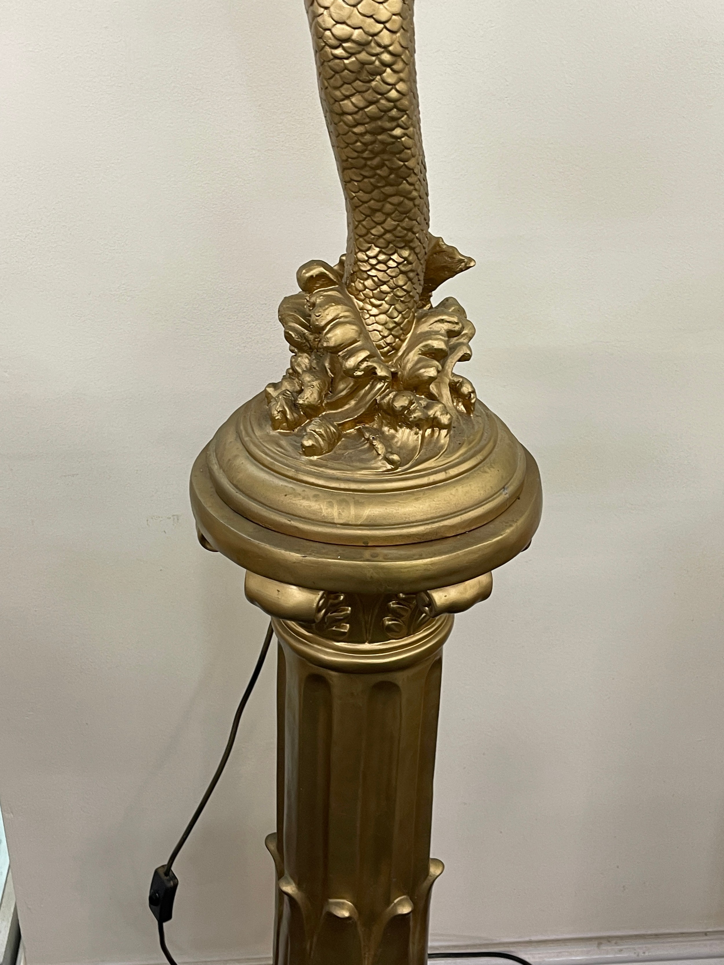 Tall mermaid resin lamp on plinth, approximately 75.5 inches tall, working order with glass shade - Image 4 of 11