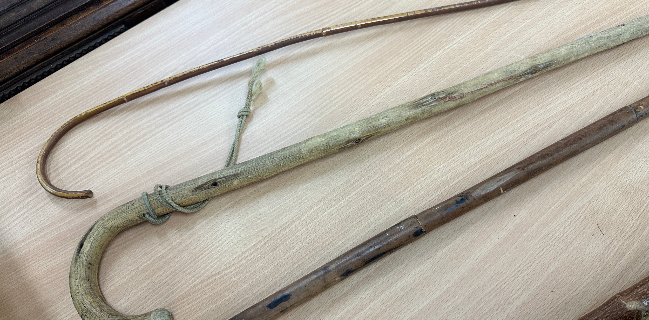 Selection of wooden walking sticks - Image 3 of 3