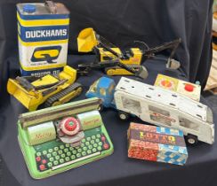 Selection of vintage toys to include tonka toys, ducks motoring can and tin type writer, fisher etc