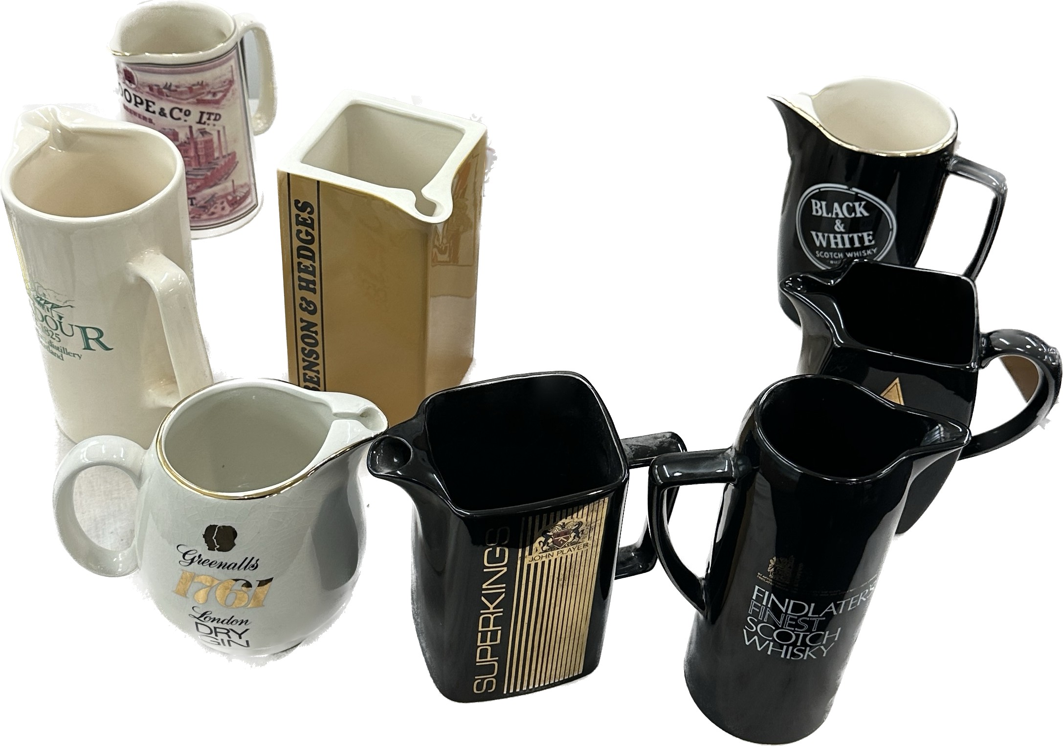 A lot of 11 x pub advertising water jugs - Image 3 of 3