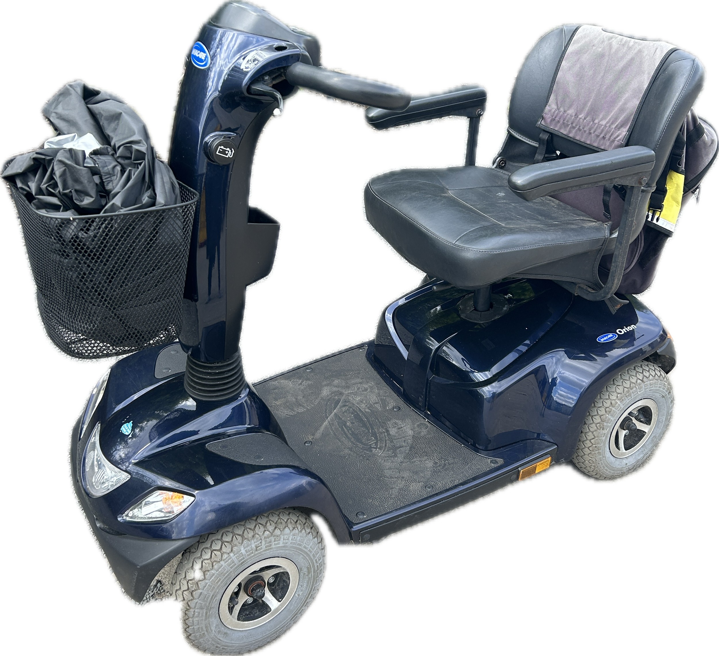 Invacare Orion mobility scooter, with key, charger, in working order - Image 2 of 3