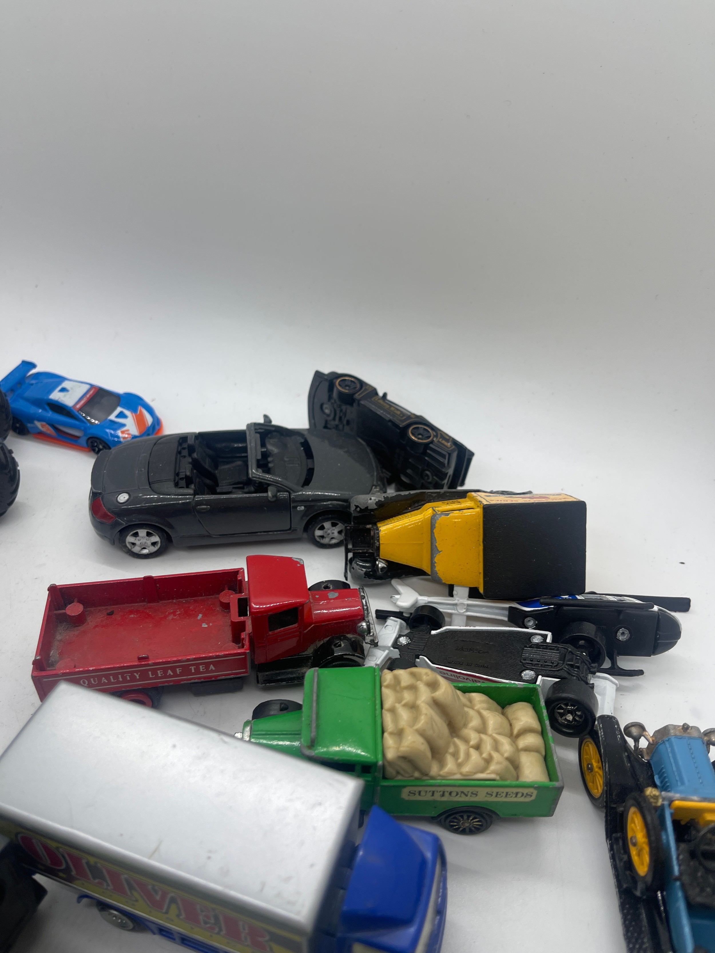 Selection of toy cars - Image 6 of 7