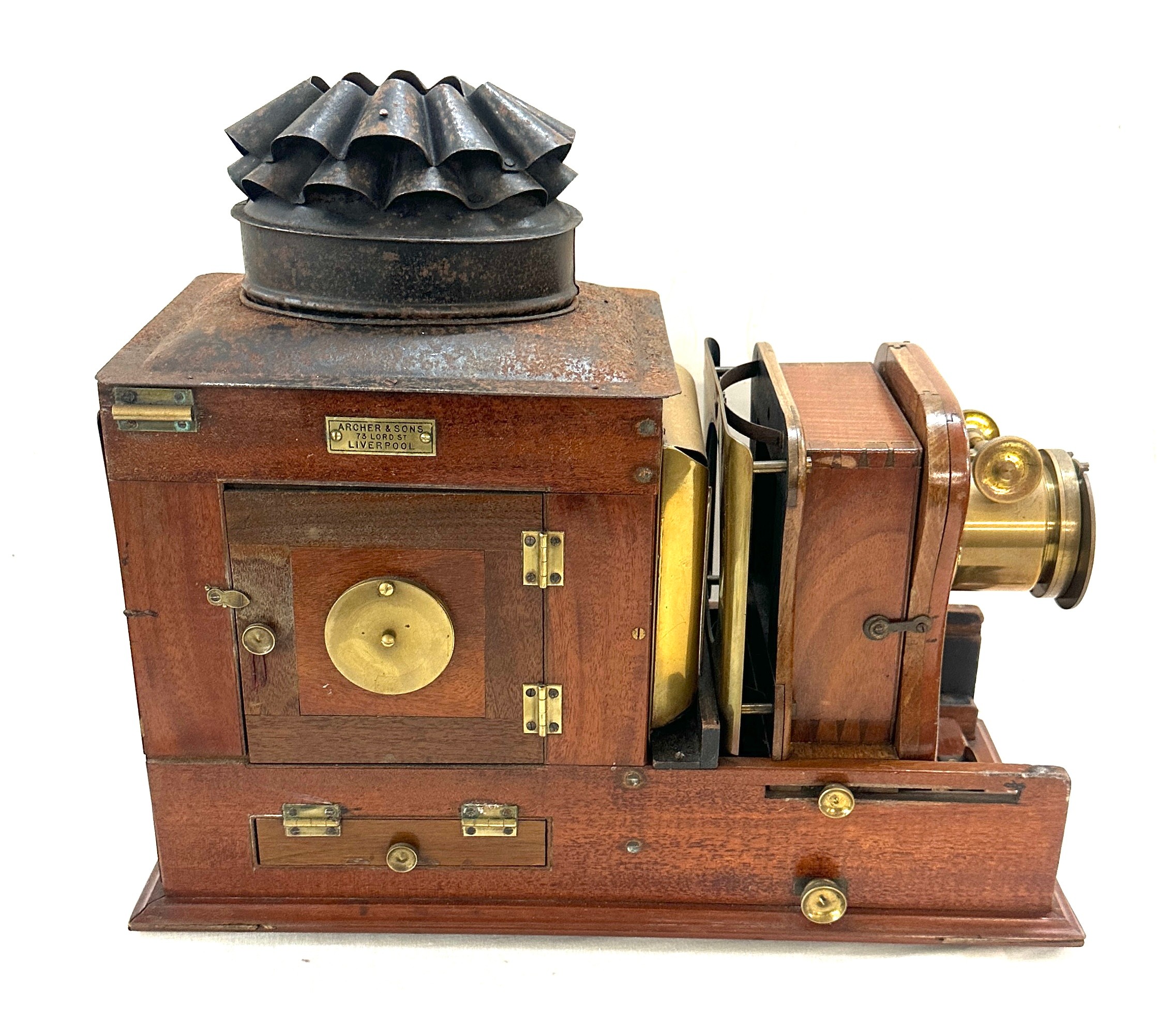 Antique mahogany magic lantern by Archer and sons Liverpool length 45cm, complete with lens - Image 7 of 8