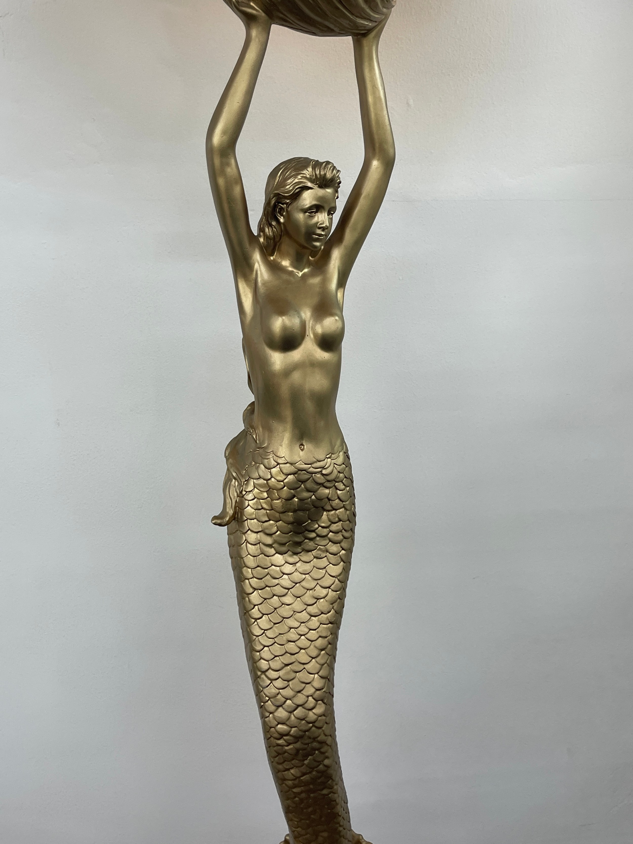 Tall mermaid resin lamp on plinth, approximately 75.5 inches tall, working order with glass shade - Image 9 of 11