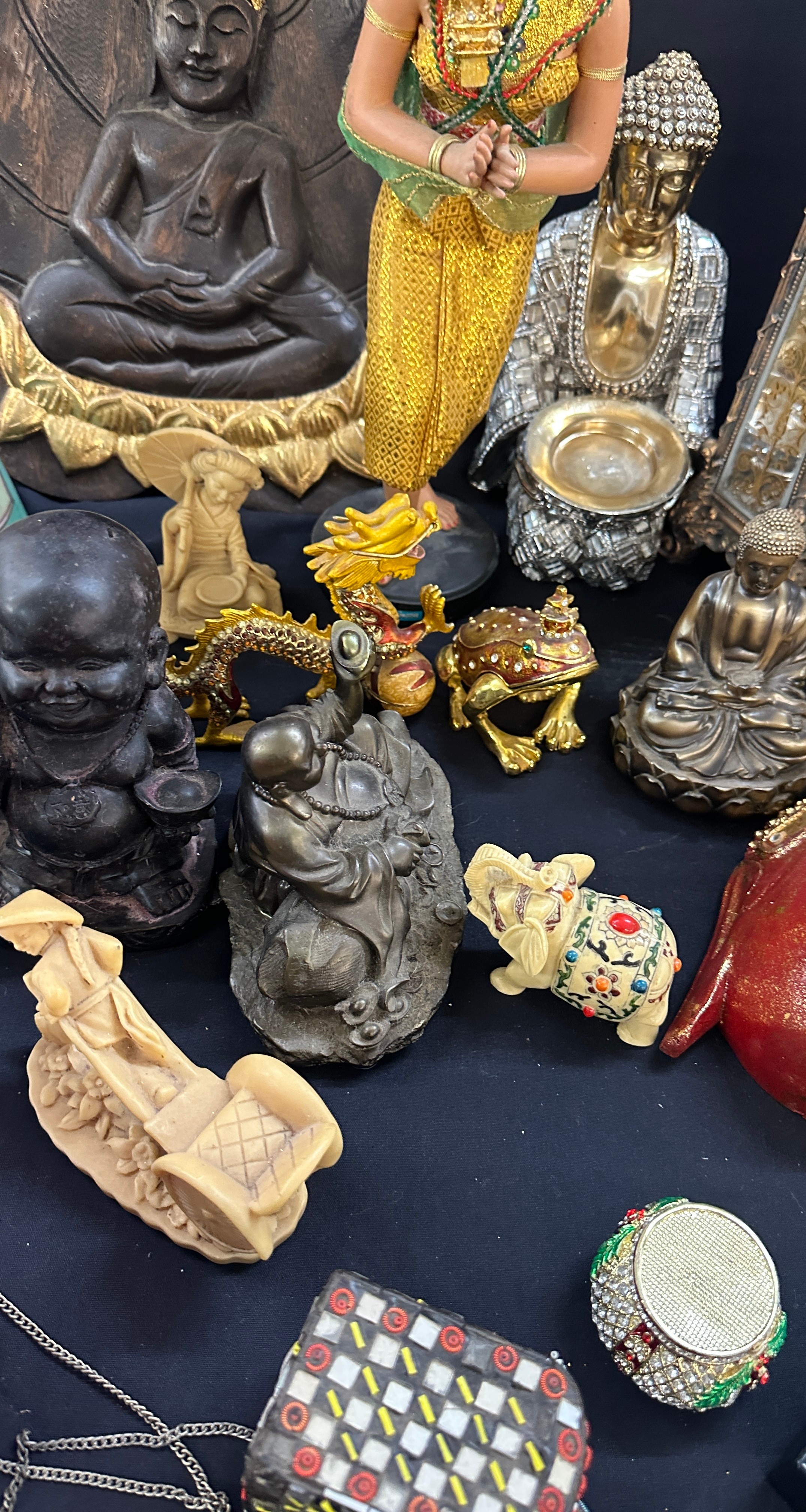 Selection of oriental items includes brass tower figure, porcelain figures etc - Image 12 of 12