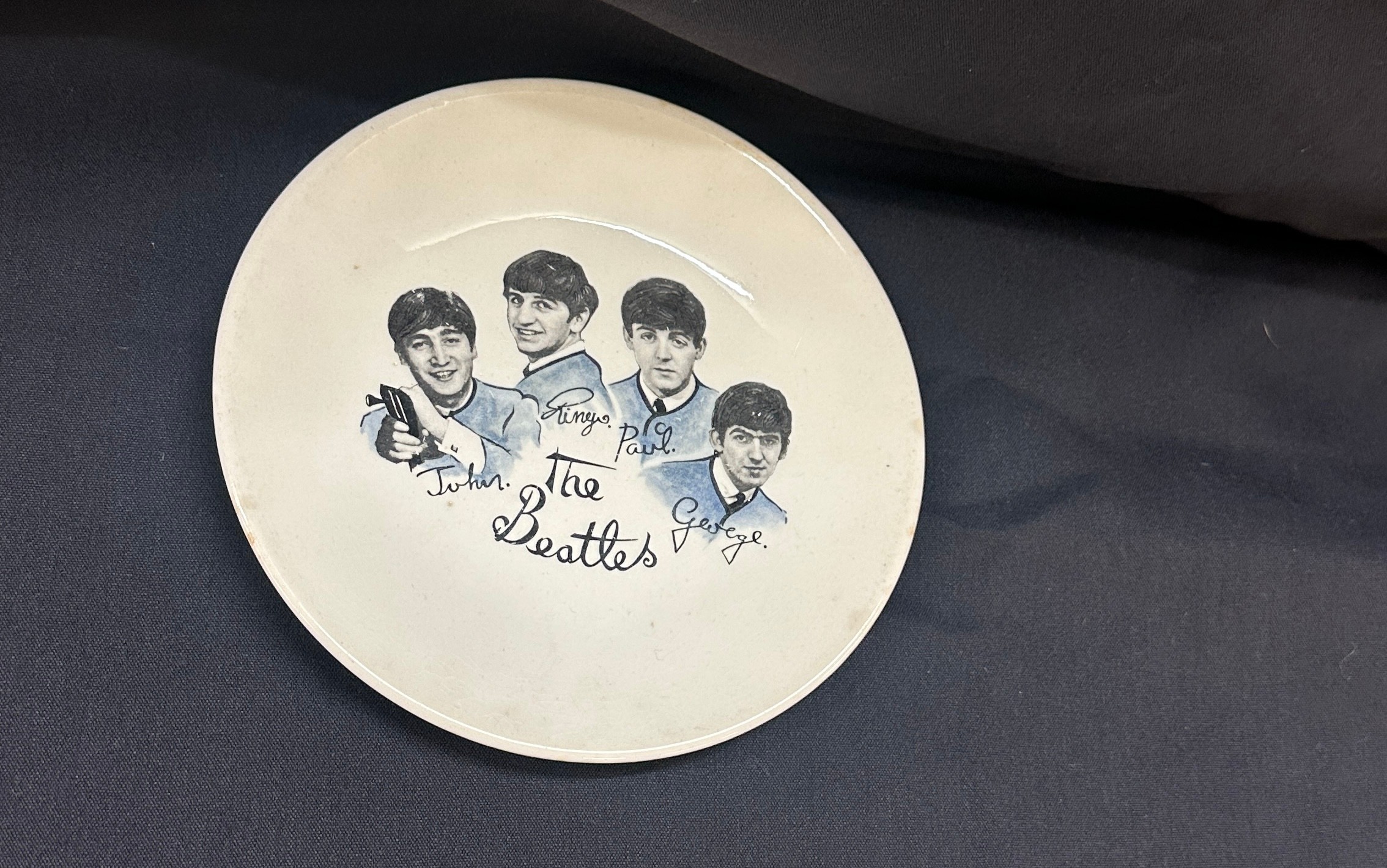 Original 60's era Beatles plate measures approx 7 inches diameter - Image 2 of 4