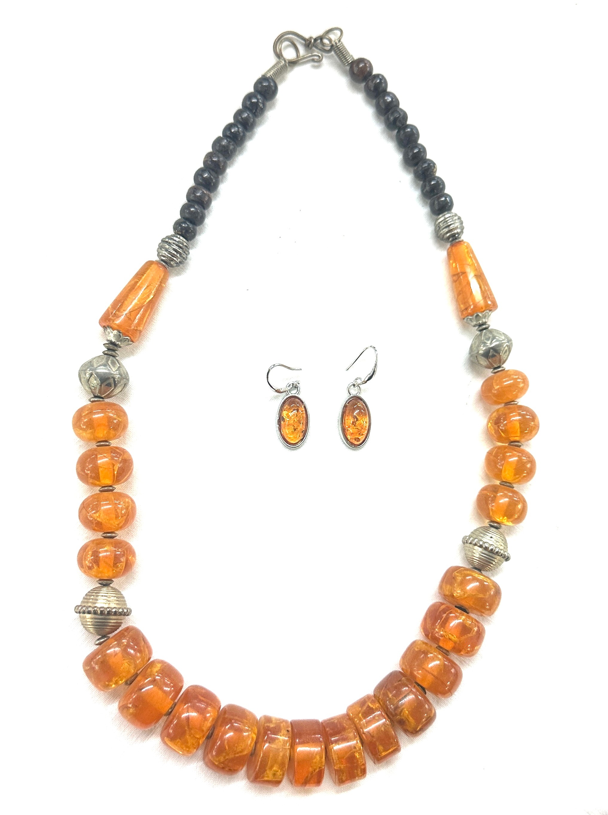 Amber resin necklace and 925 earrings