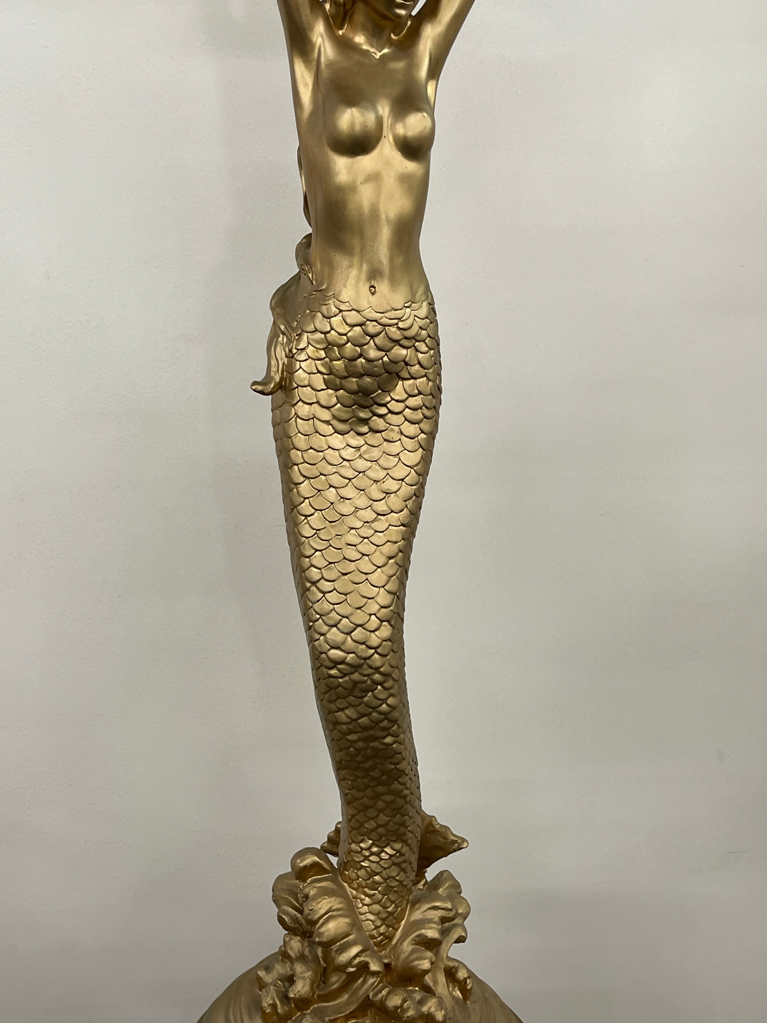 Tall mermaid resin lamp on plinth, approximately 75.5 inches tall, working order with glass shade - Image 5 of 11