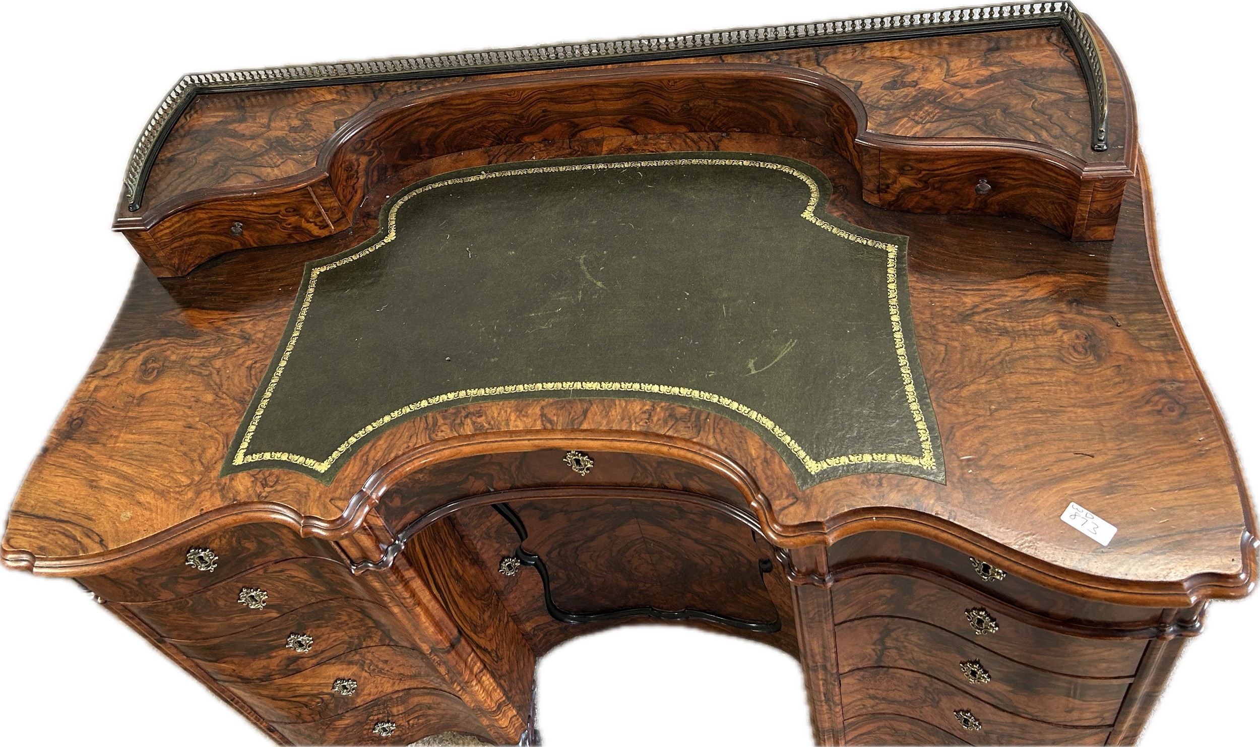 Reproduction of a 19th century Victorian walnut desk - Image 3 of 4