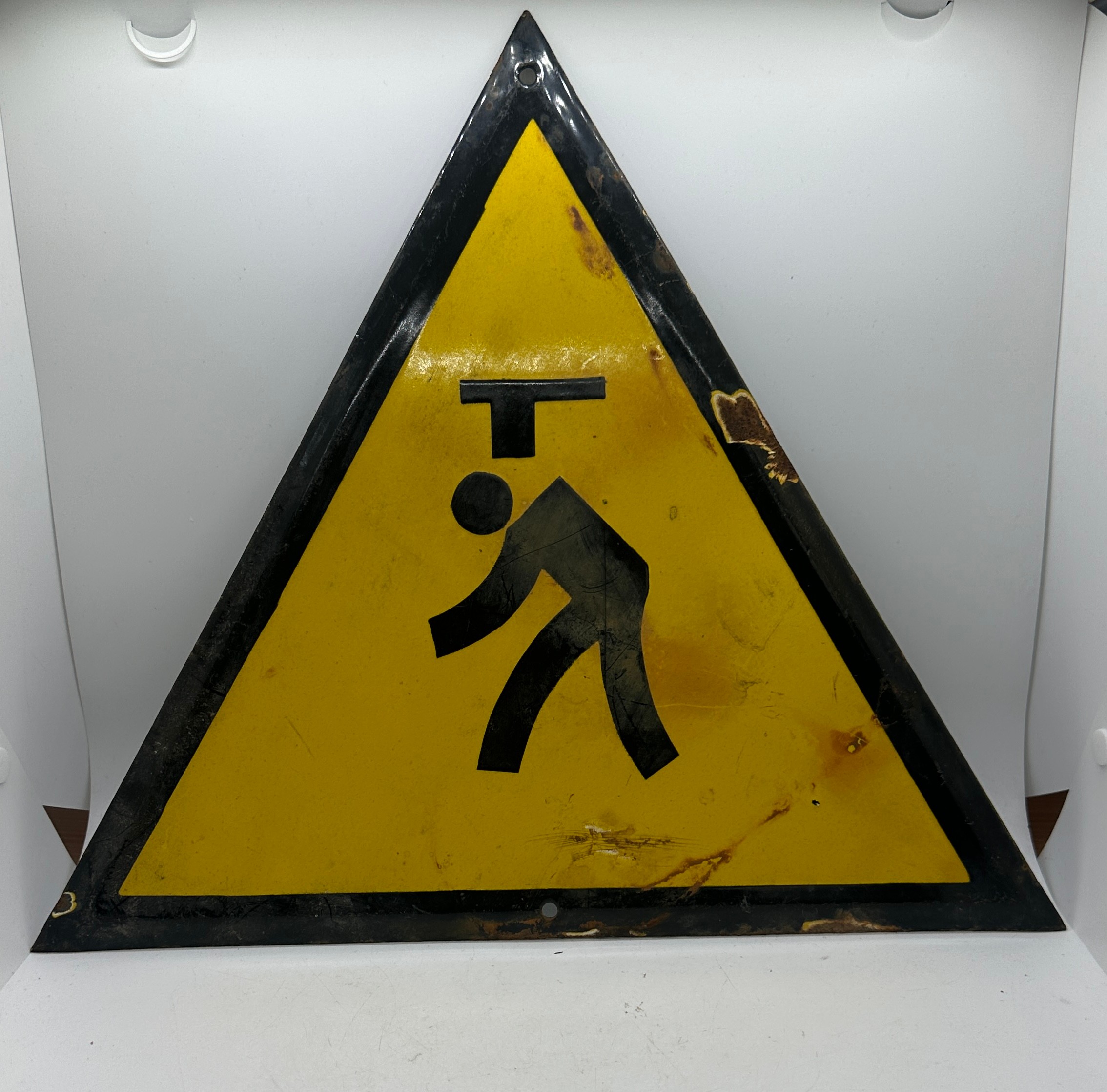 Enamel warning sign ' mind your head' measures approx 13 inches tall by 15 inches wide - Bild 2 aus 3